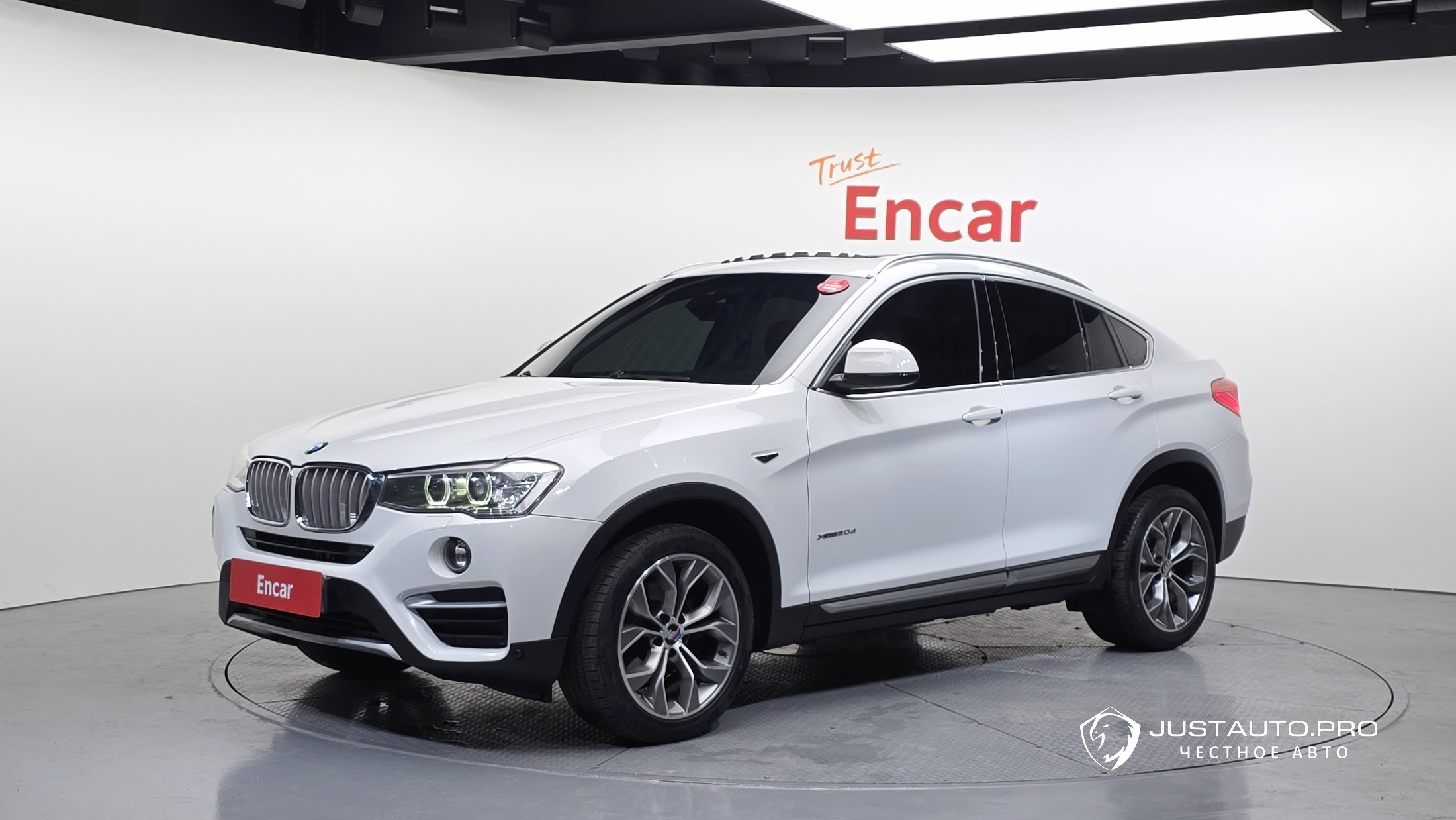 Автомобиль BMW X4