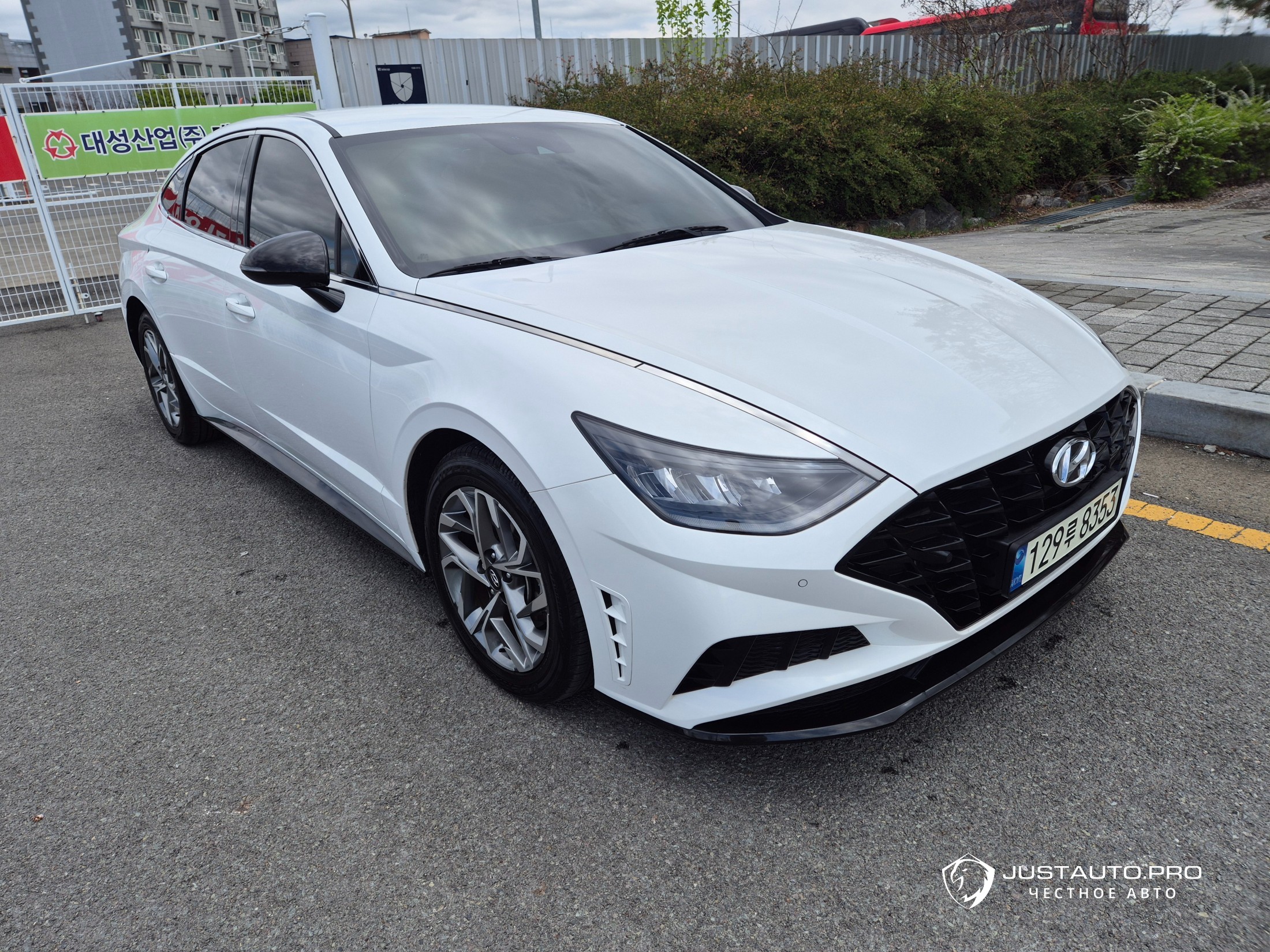 Автомобиль Hyundai Sonata