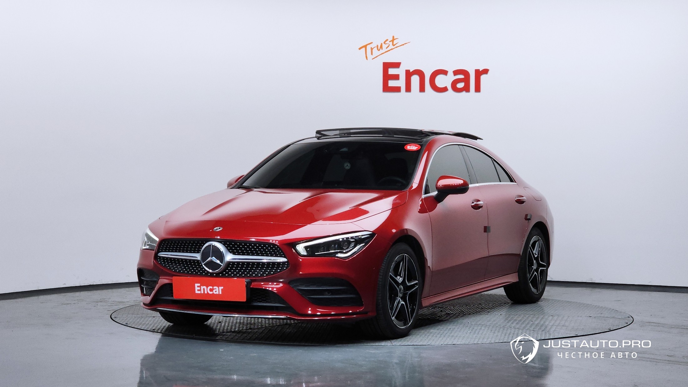 Автомобиль Mercedes-Benz CLA-Class