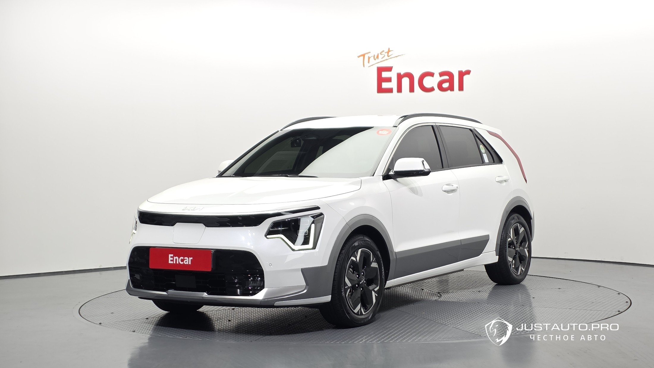 Автомобиль Kia Niro