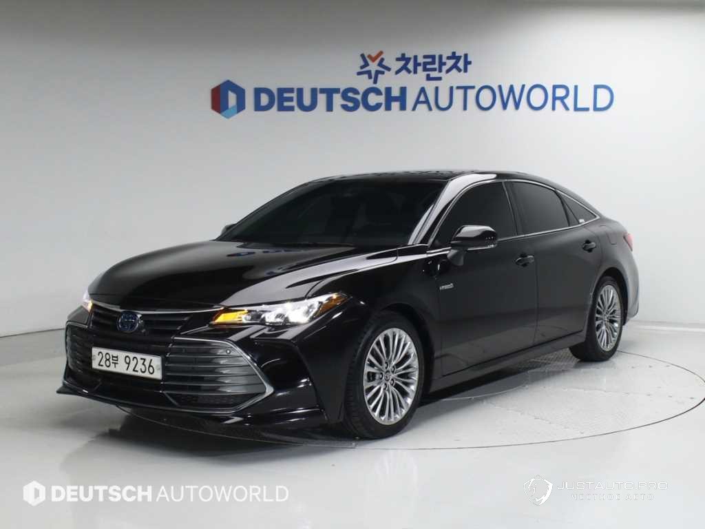 Автомобиль Toyota Avalon