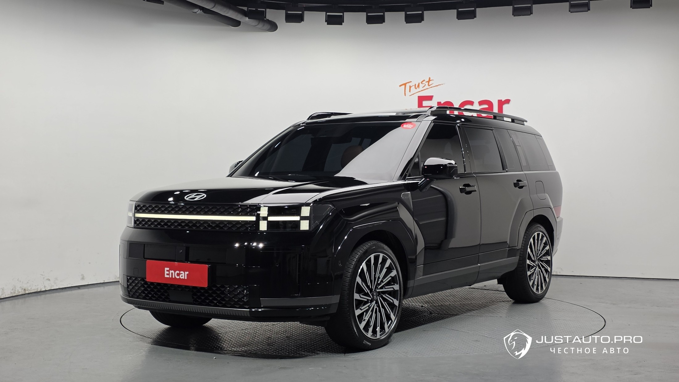 Автомобиль Hyundai Santafe