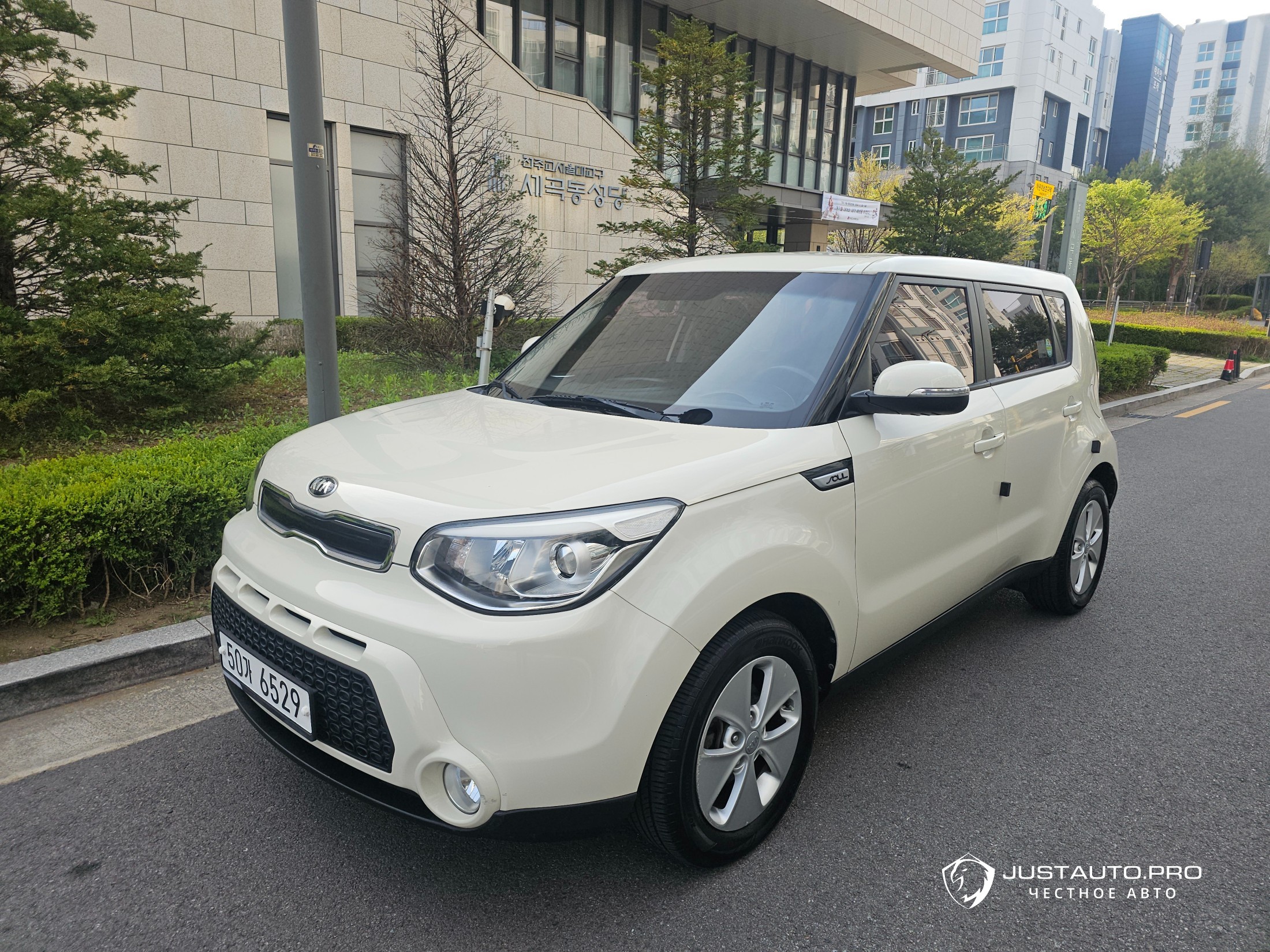 Автомобиль Kia Soul