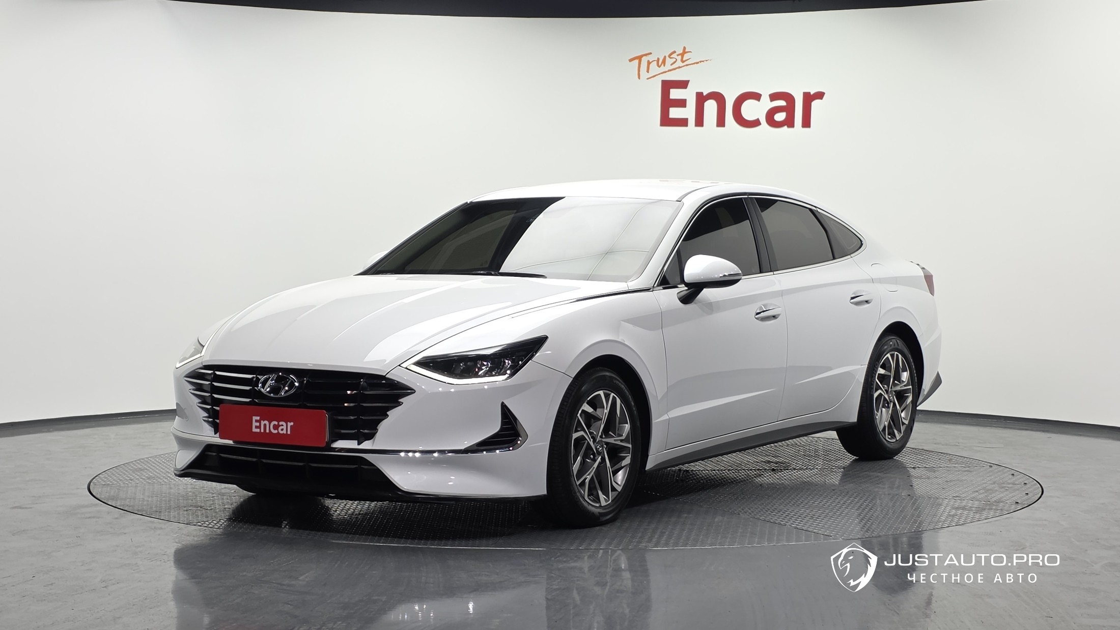 Автомобиль Hyundai Sonata