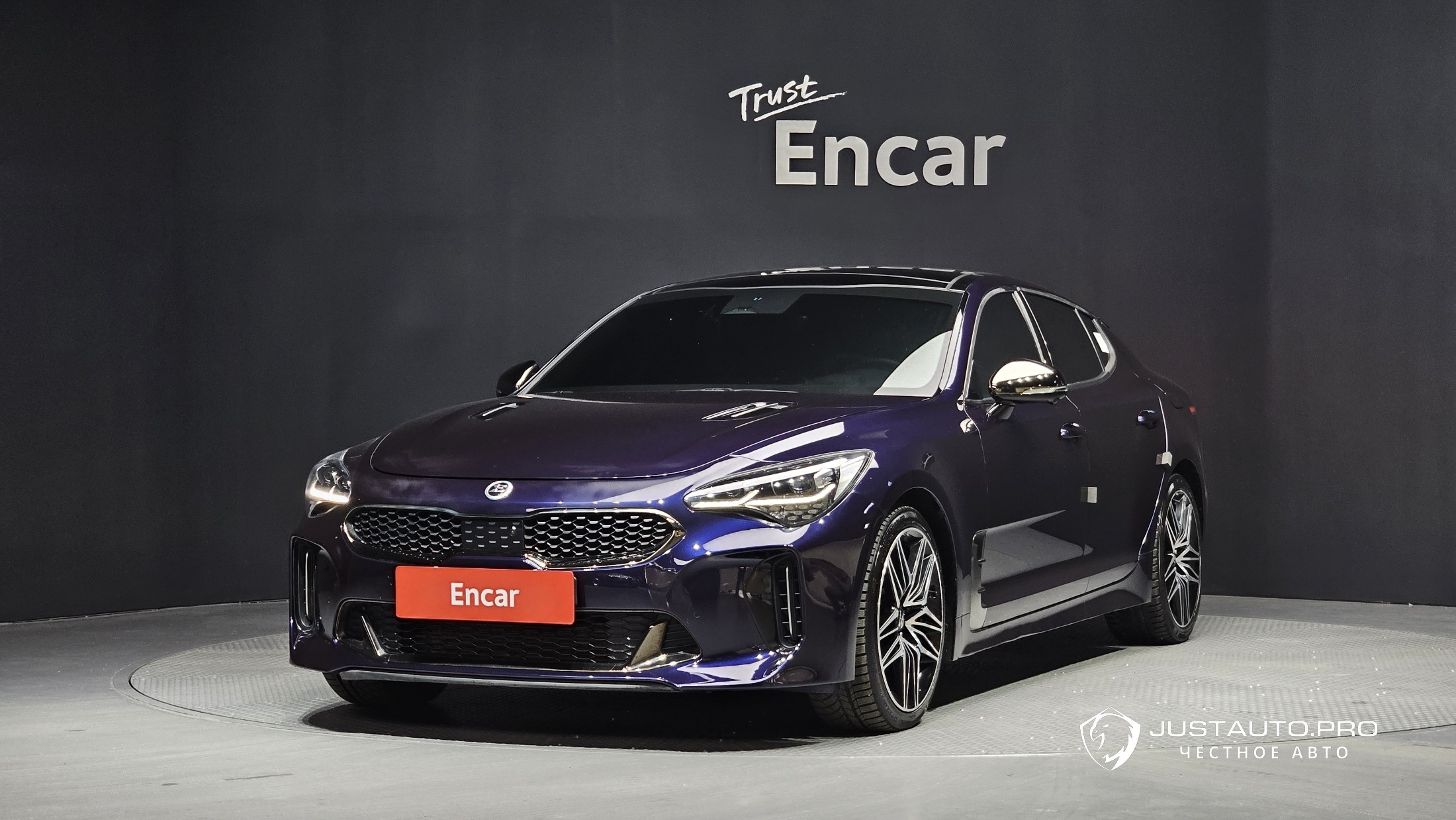 Автомобиль Kia Stinger