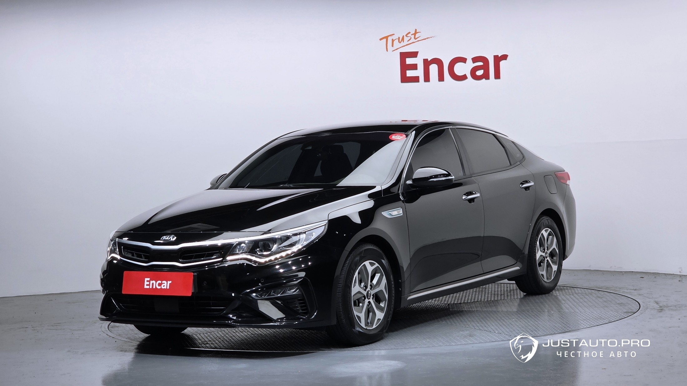 Автомобиль Kia K5