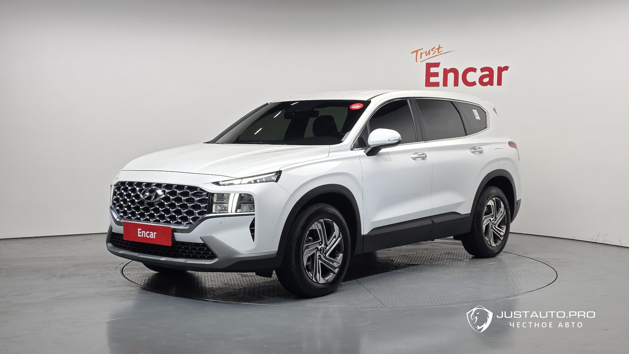Автомобиль Hyundai Santafe