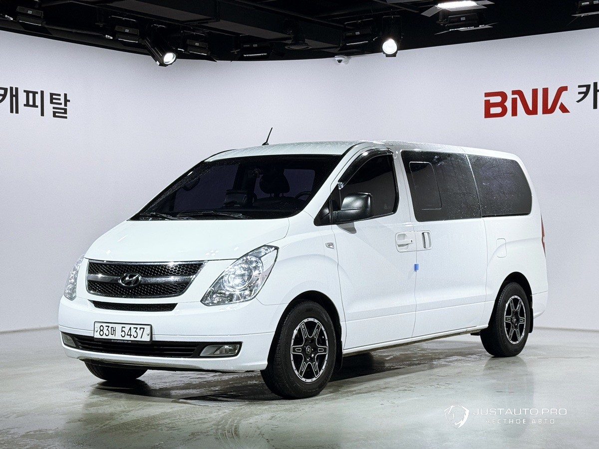 Автомобиль Hyundai Starex