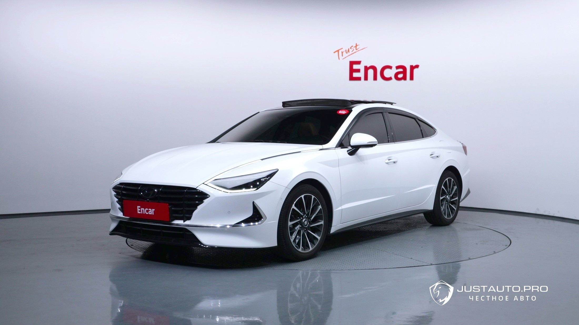 Автомобиль Hyundai Sonata
