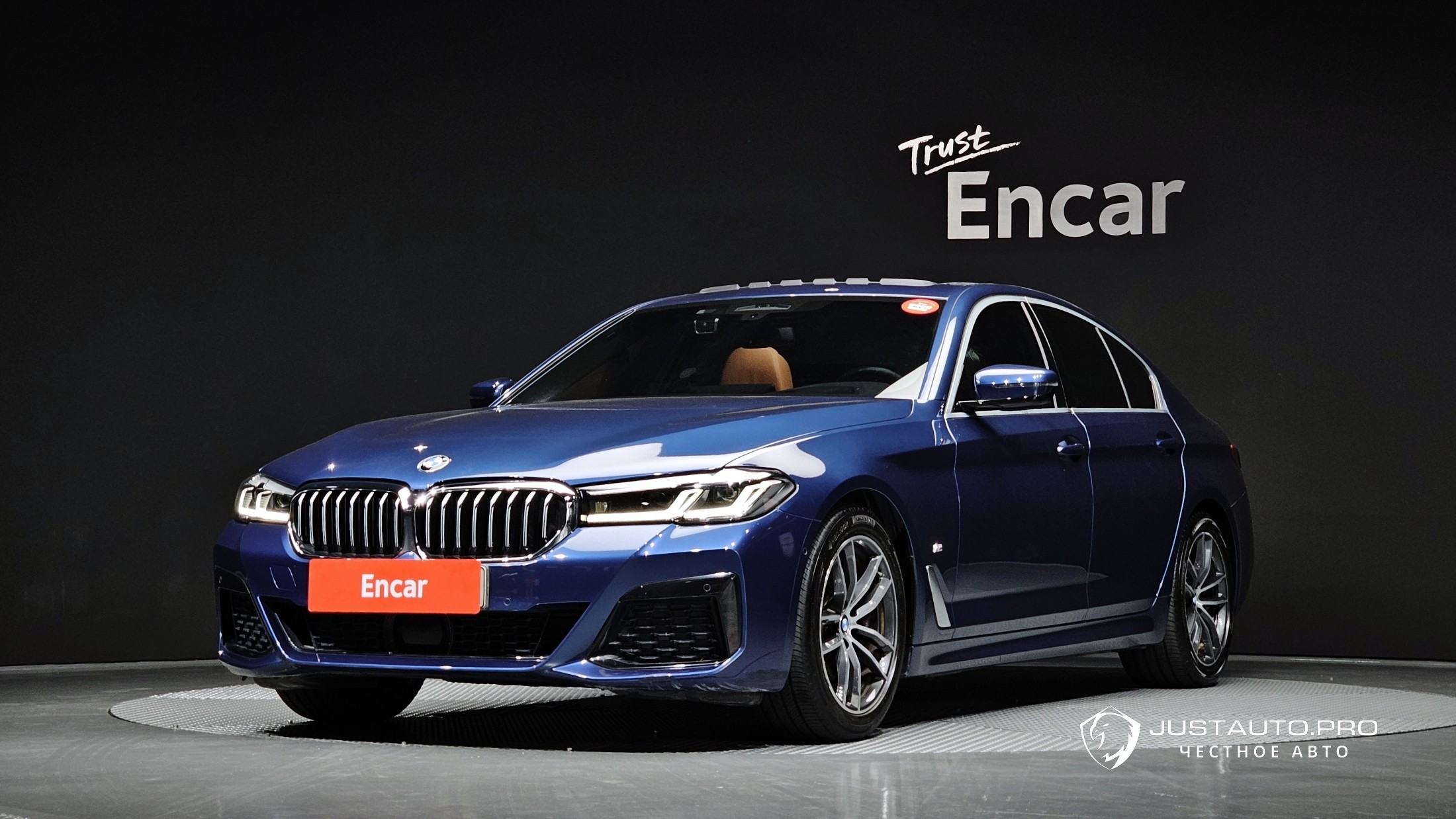 Автомобиль BMW 5-Series