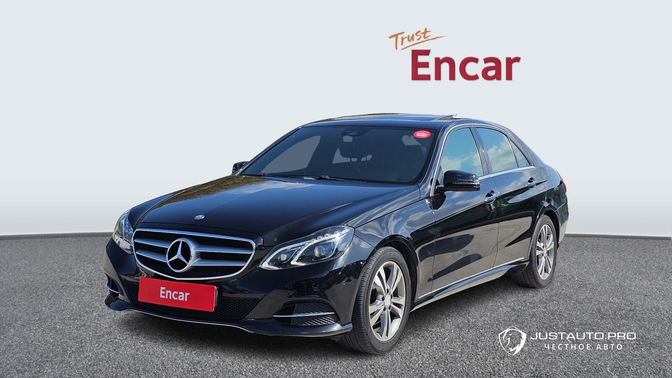 Автомобиль Mercedes-Benz E-Class