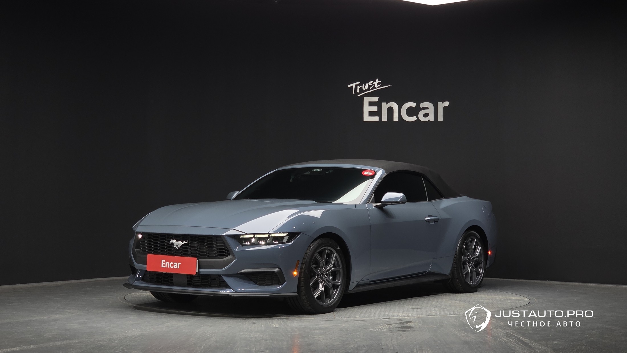 Автомобиль Ford Mustang