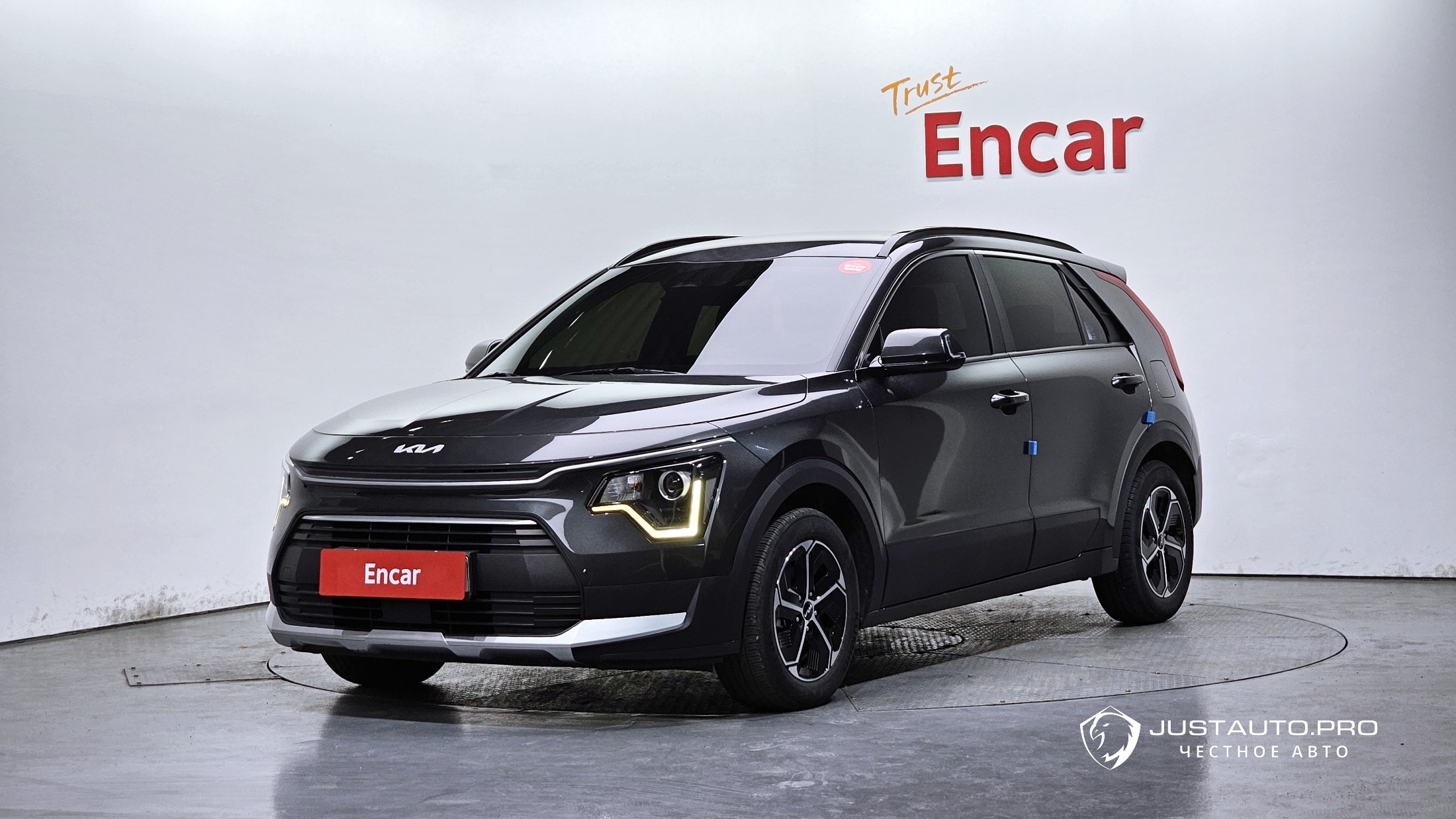 Автомобиль Kia Niro