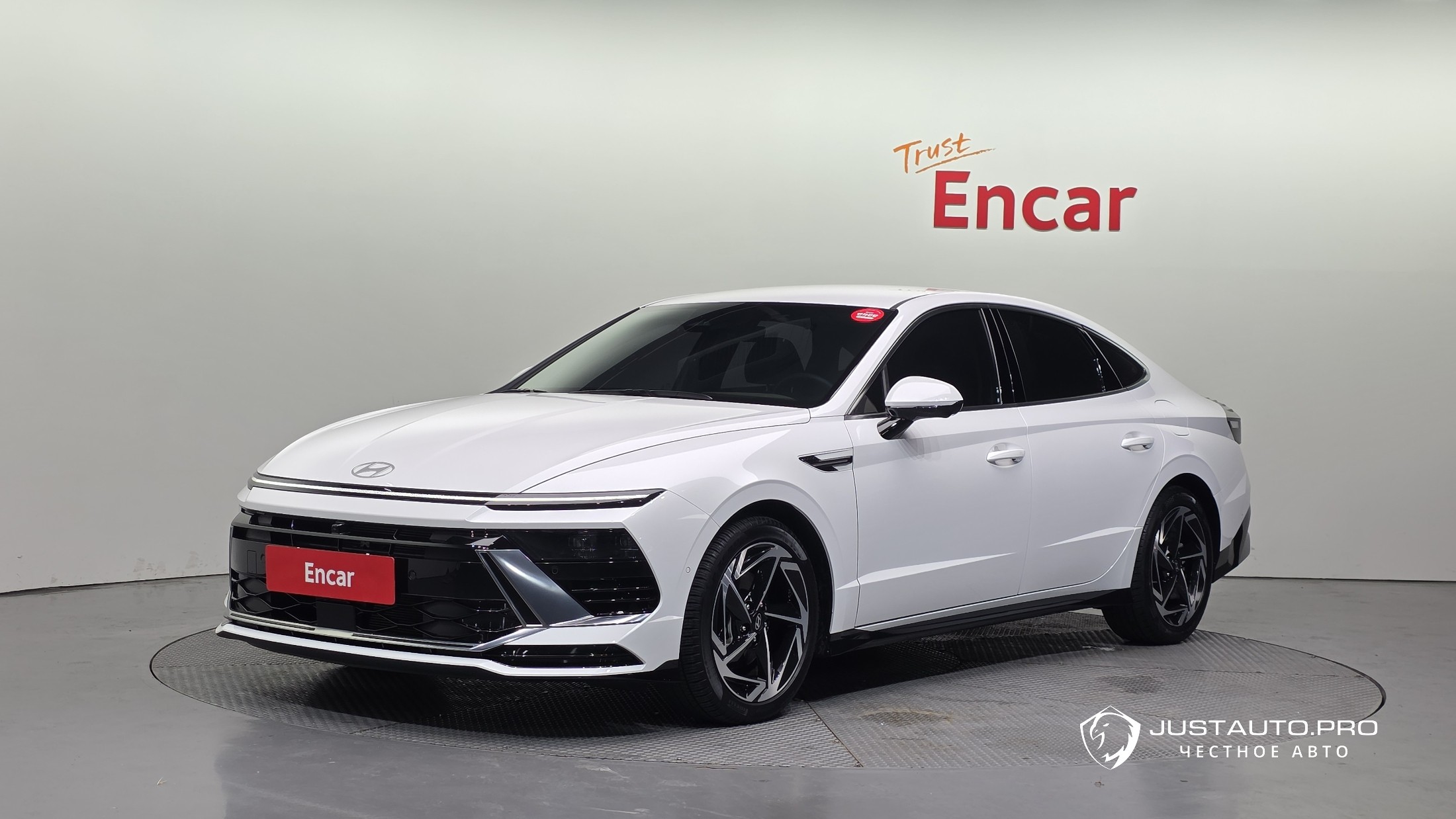 Автомобиль Hyundai Sonata