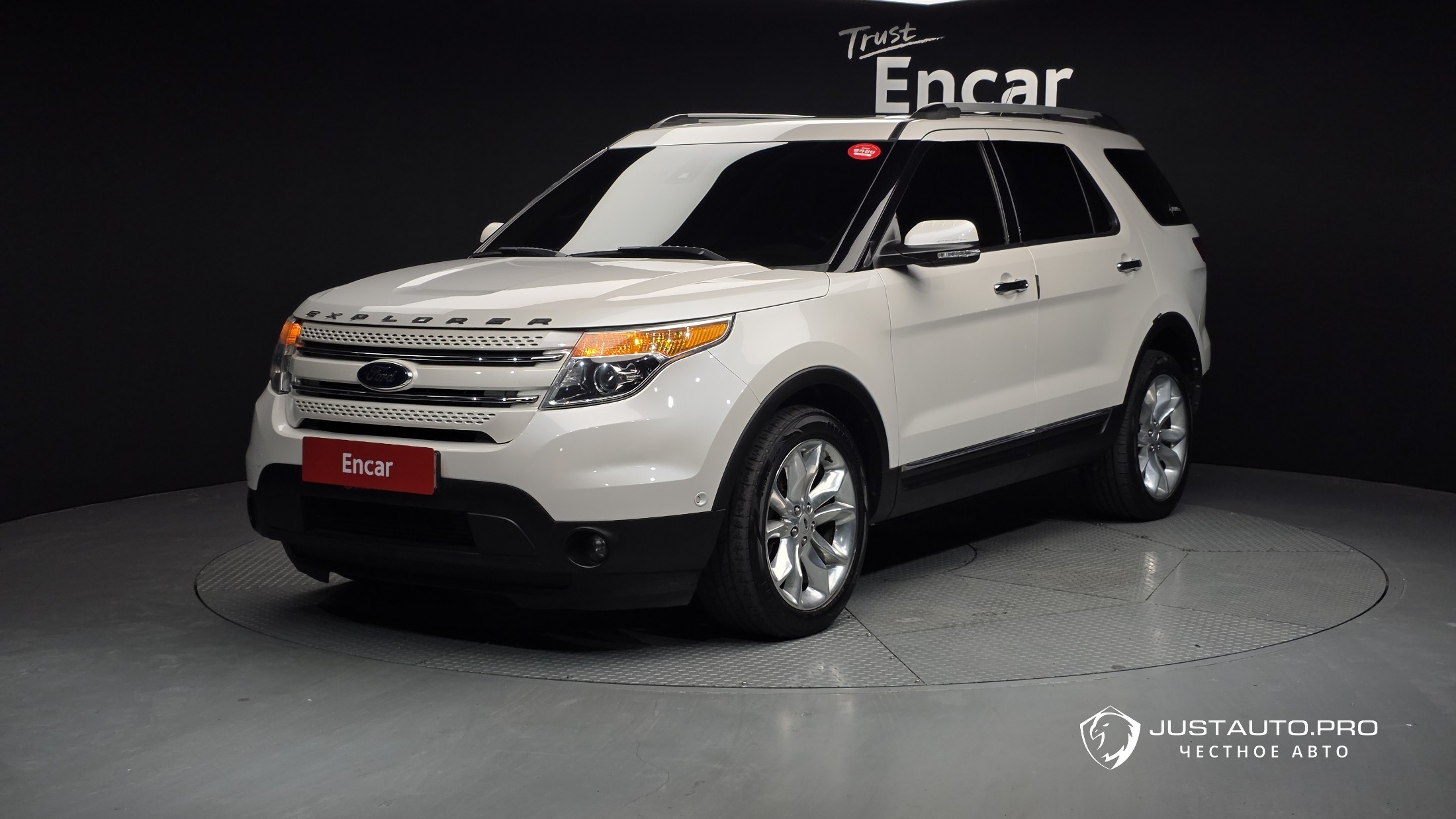 Автомобиль Ford Explorer