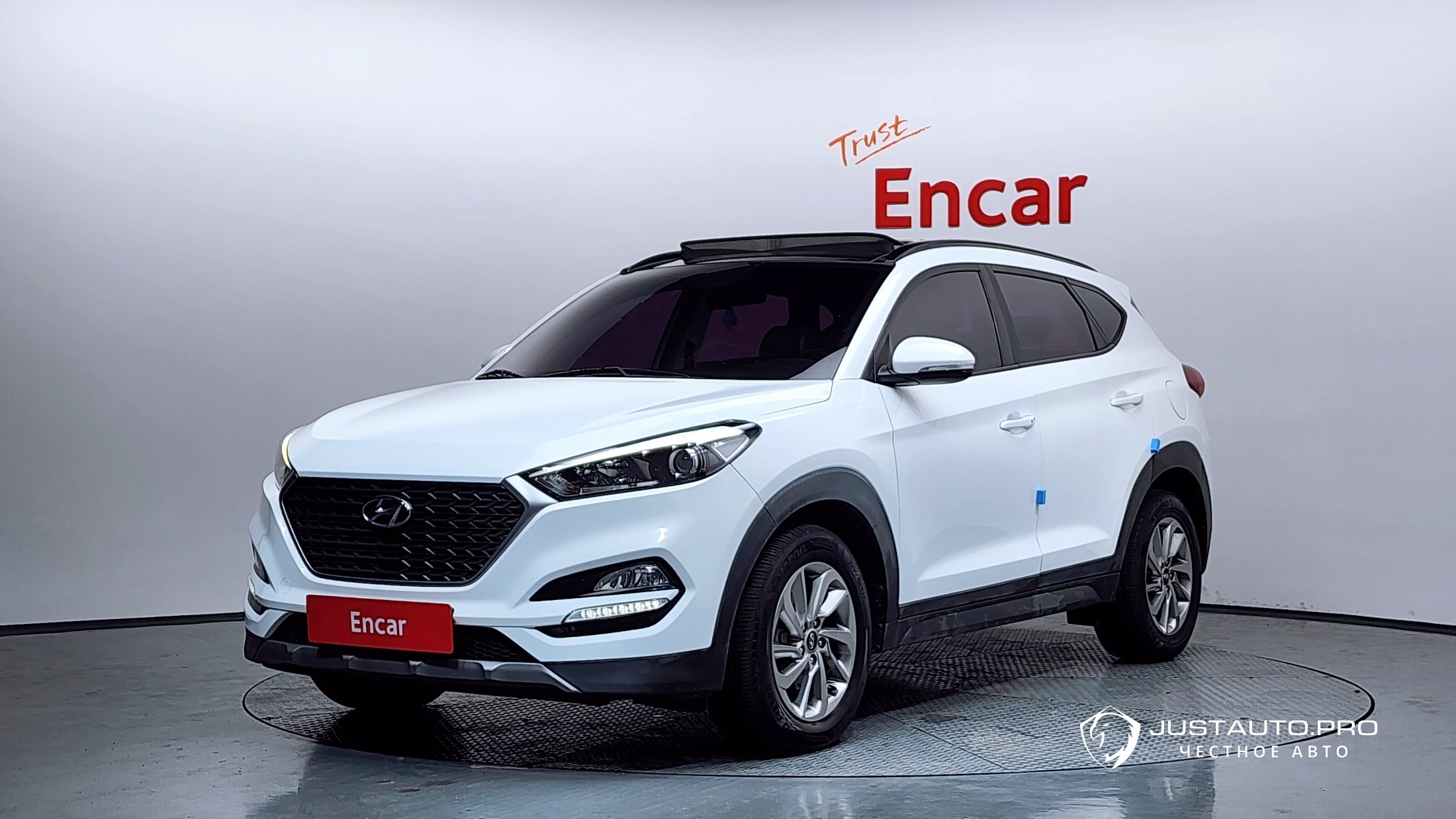 Автомобиль Hyundai Tucson