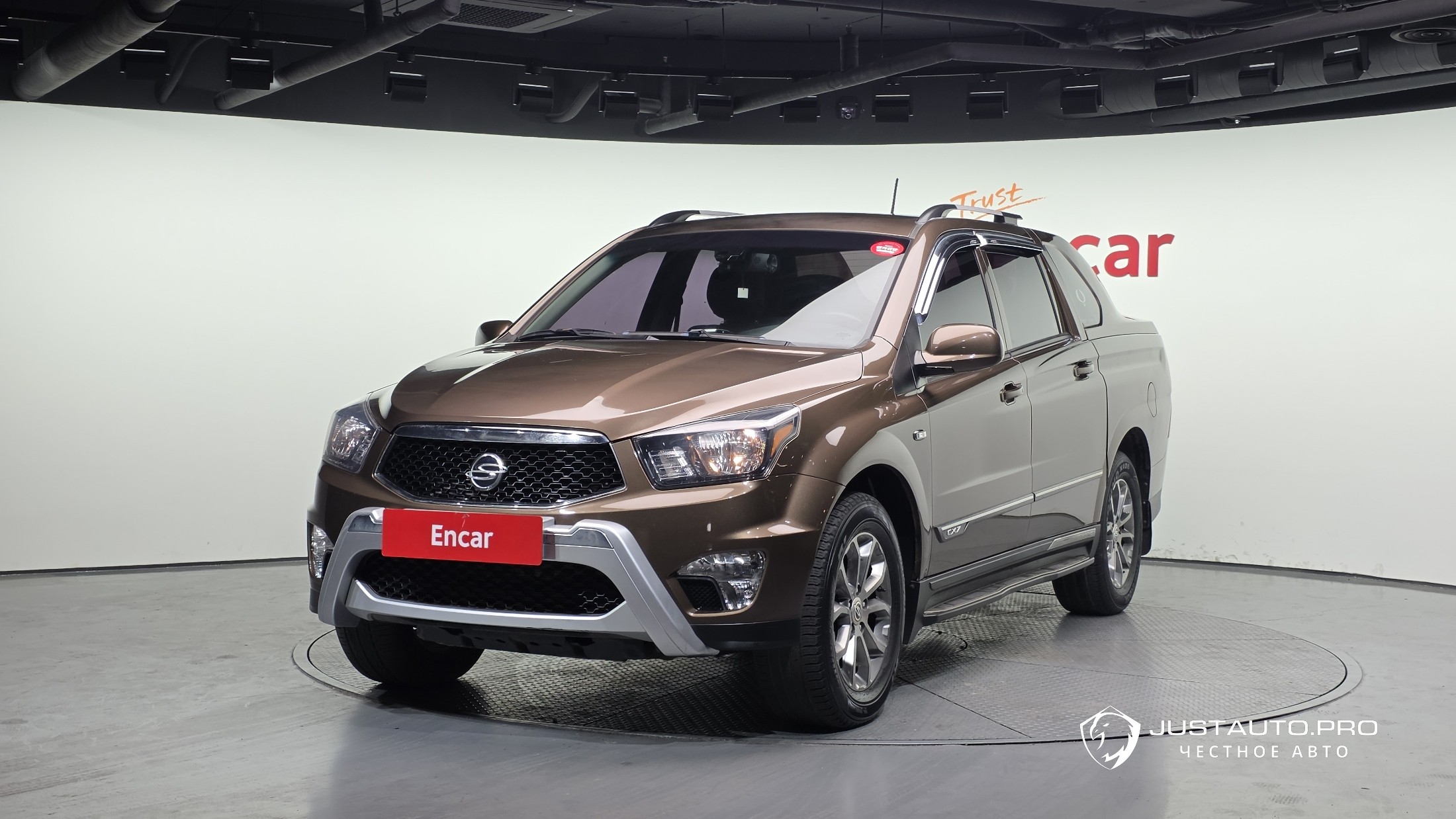 Автомобиль KG_Mobility_Ssangyong KORANDO