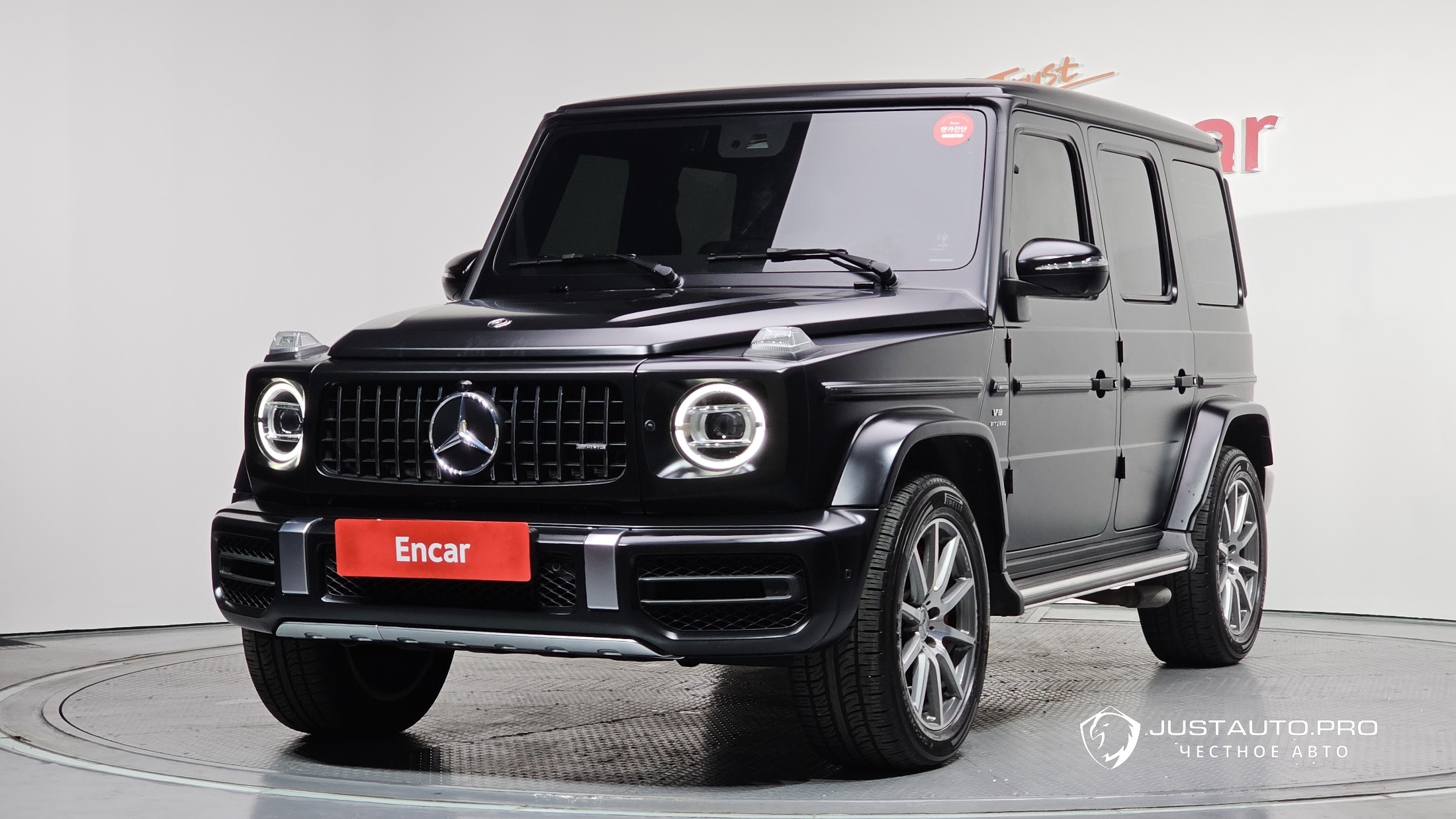 Автомобиль Mercedes-Benz G-Class