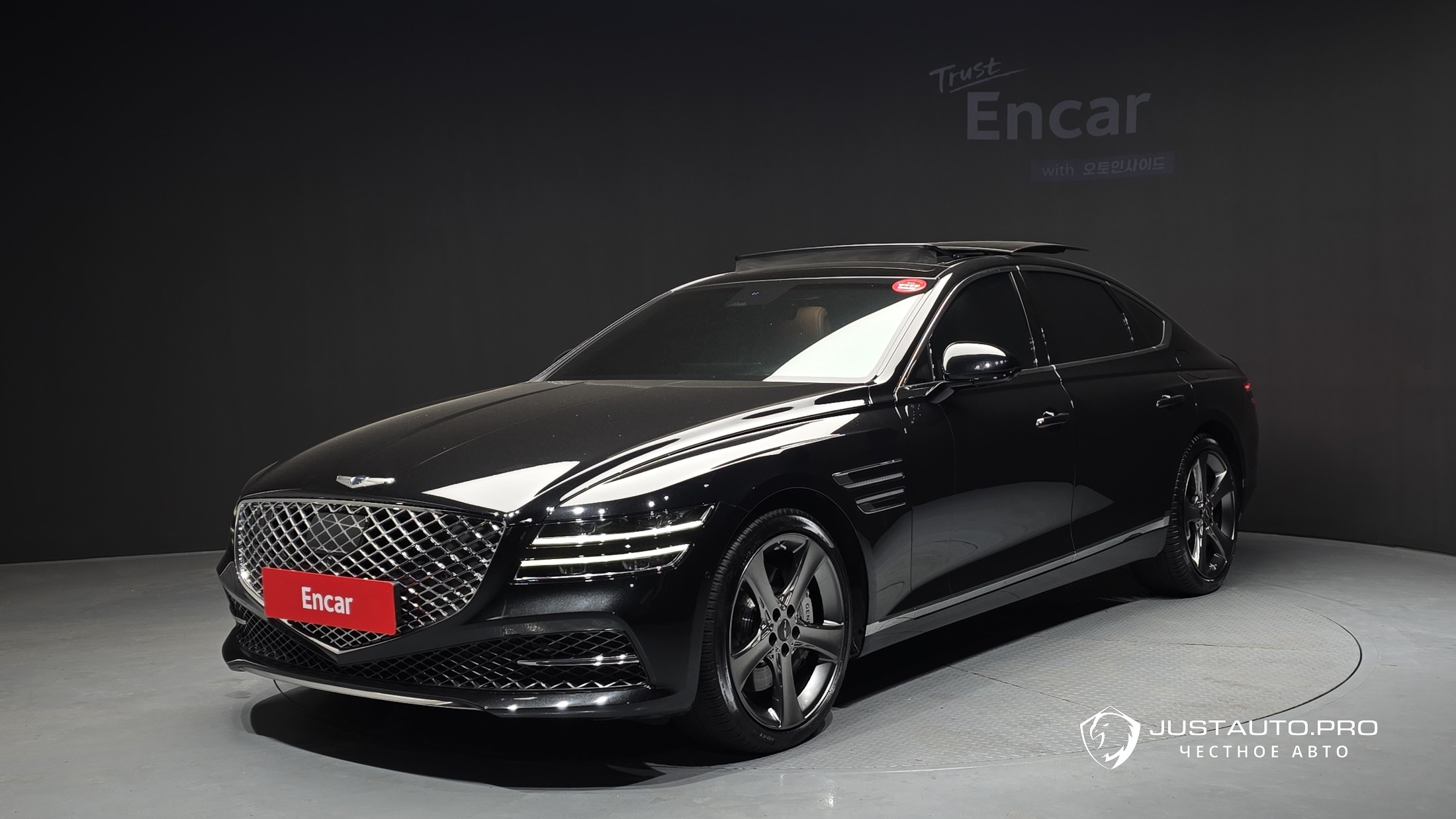 Автомобиль Genesis G80