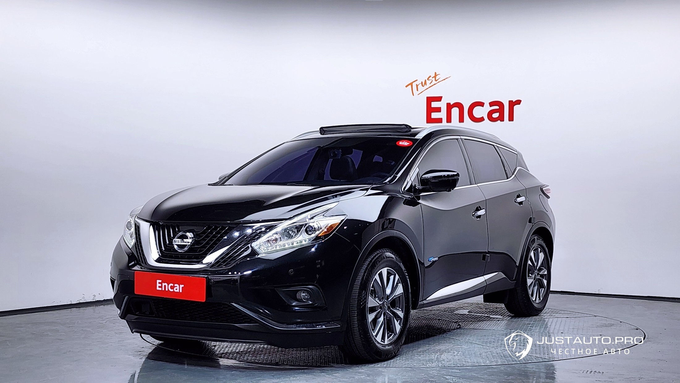 Автомобиль Nissan Murano