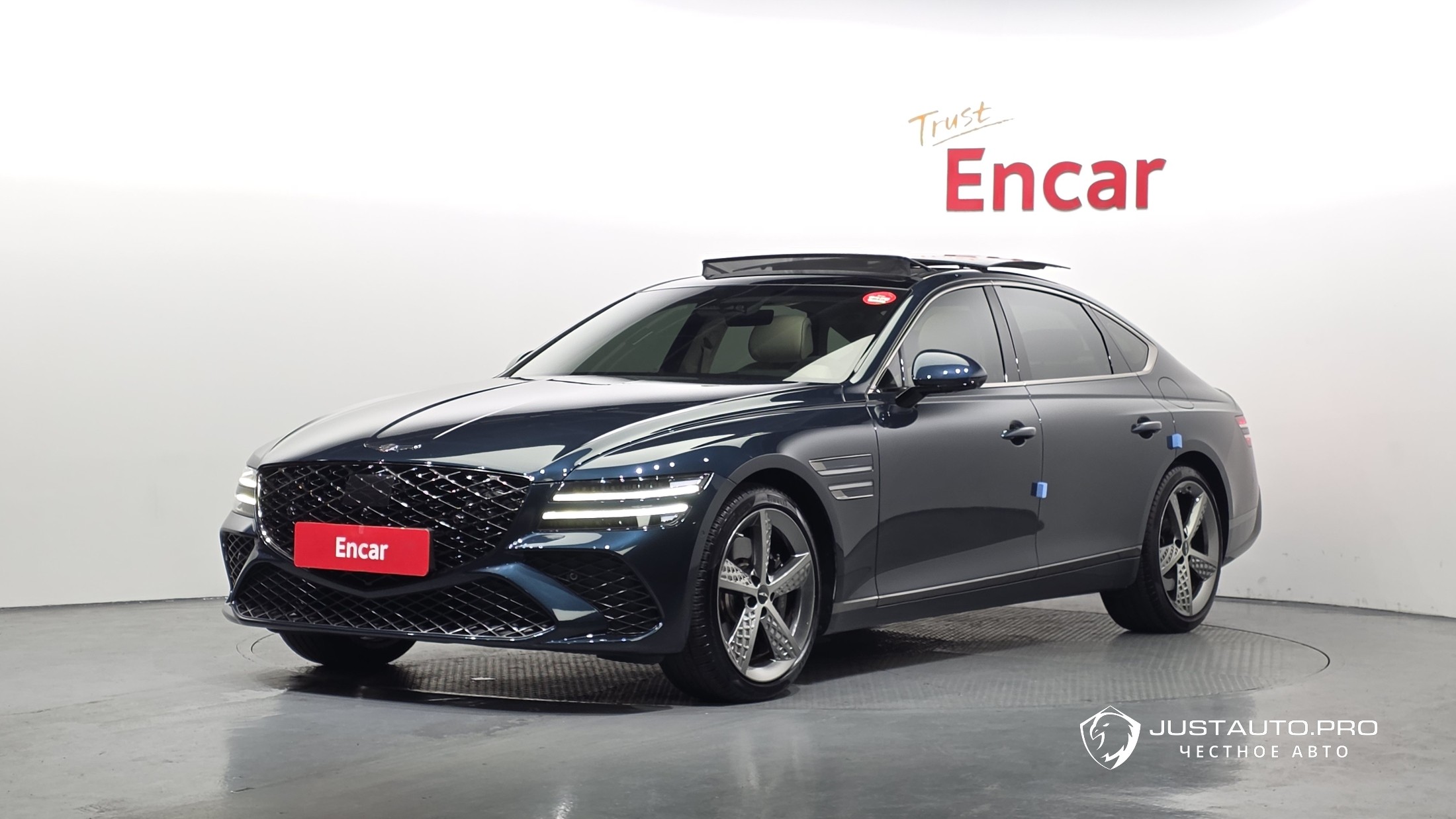 Автомобиль Genesis G80