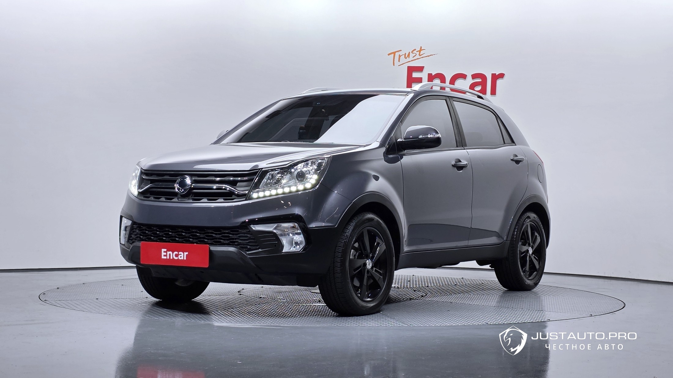 Автомобиль KG_Mobility_Ssangyong KORANDO
