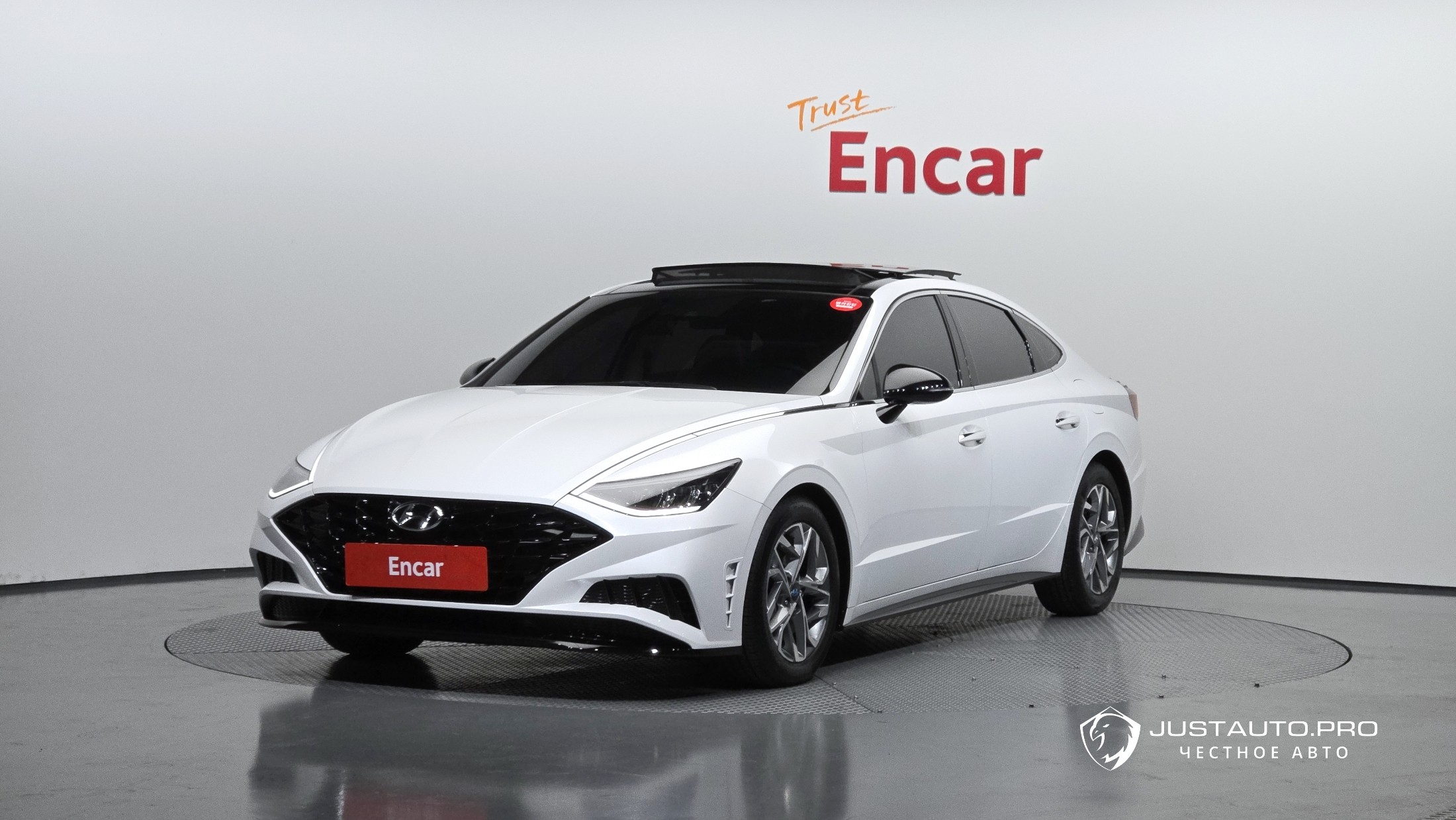Автомобиль Hyundai Sonata
