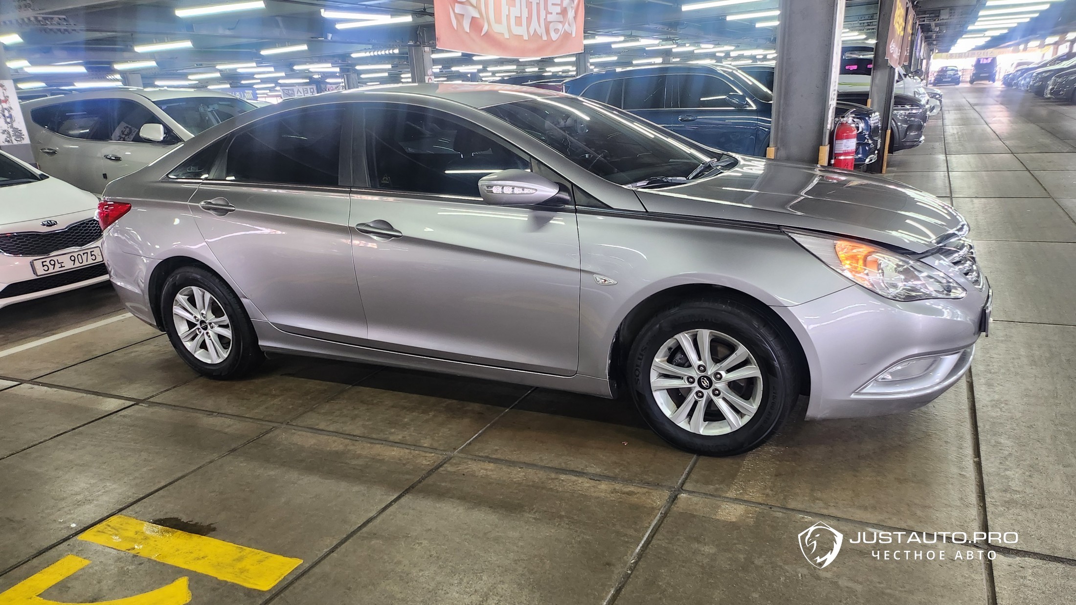 Автомобиль Hyundai Sonata