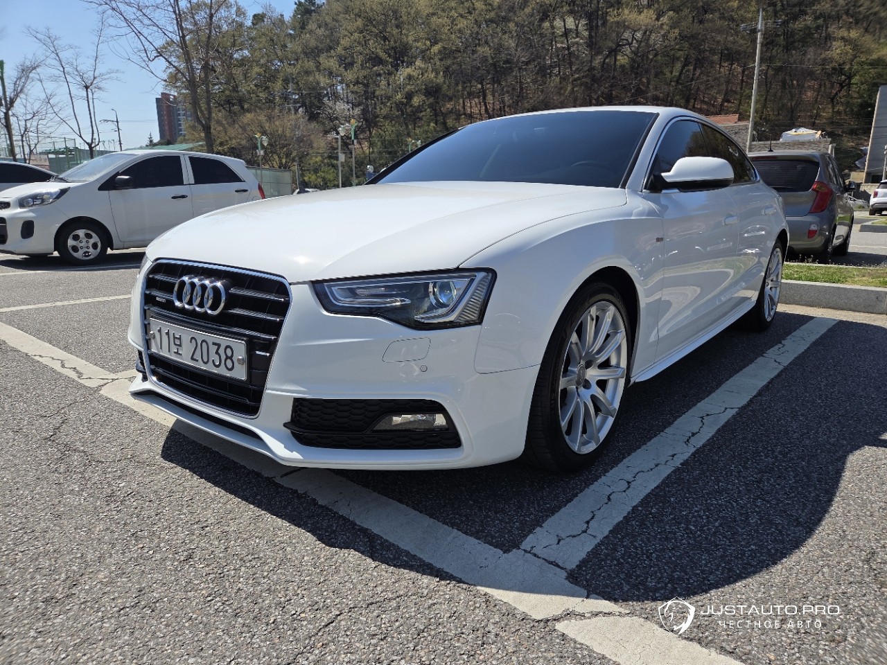 Автомобиль Audi A5