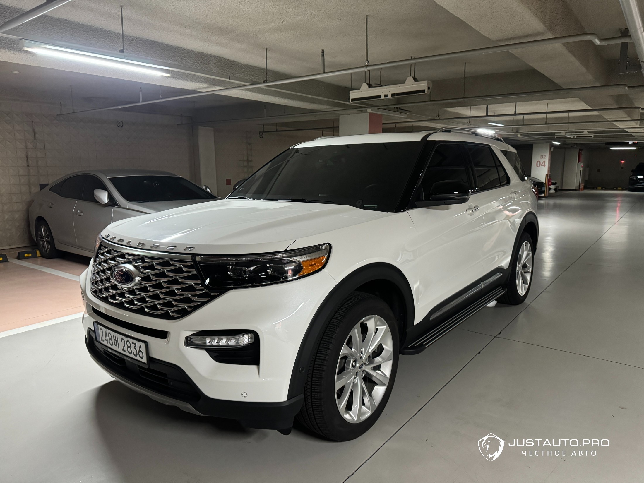 Автомобиль Ford Explorer