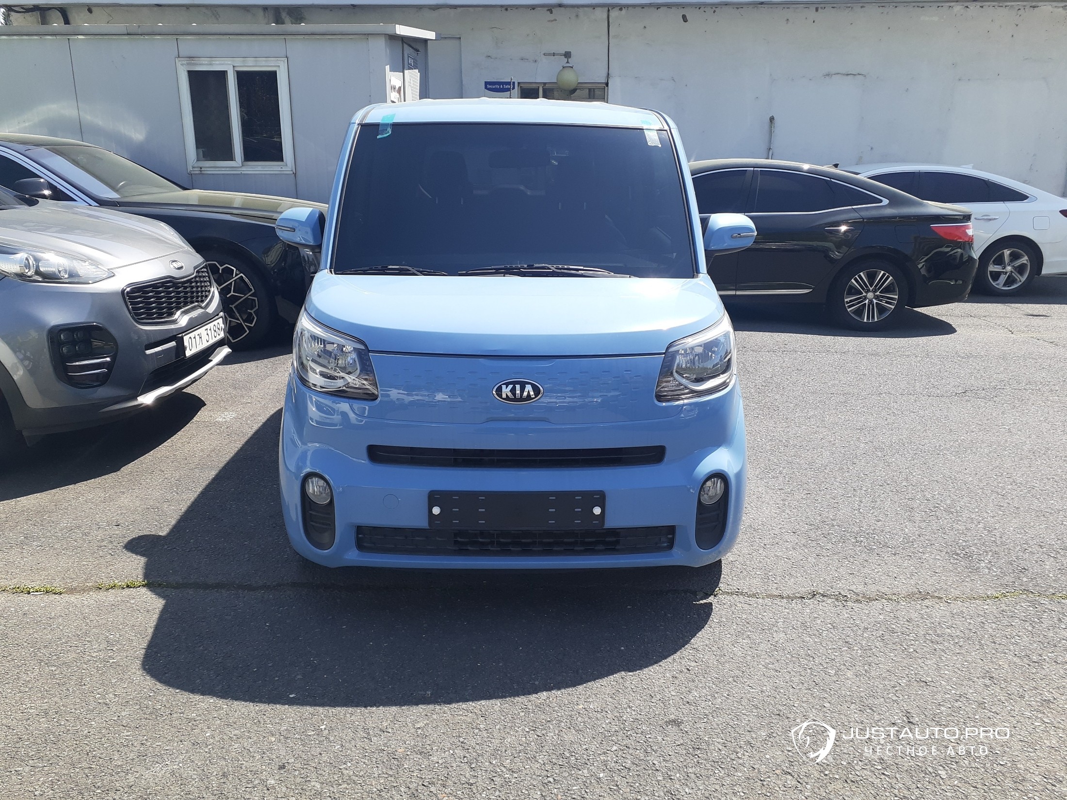 Автомобиль Kia RAY