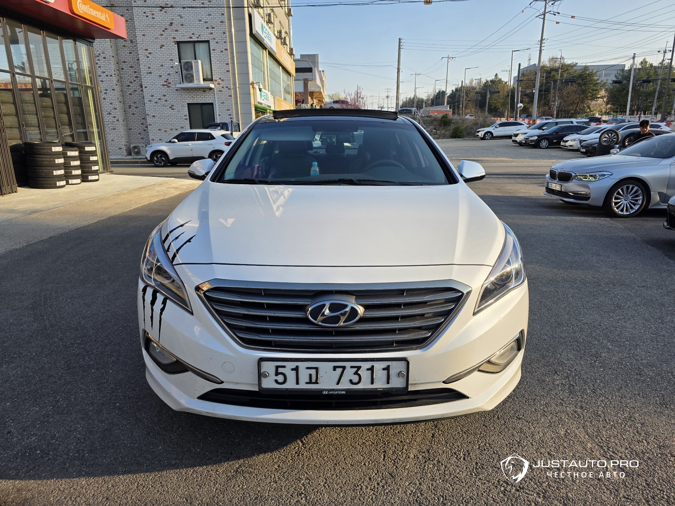 Автомобиль Hyundai Sonata