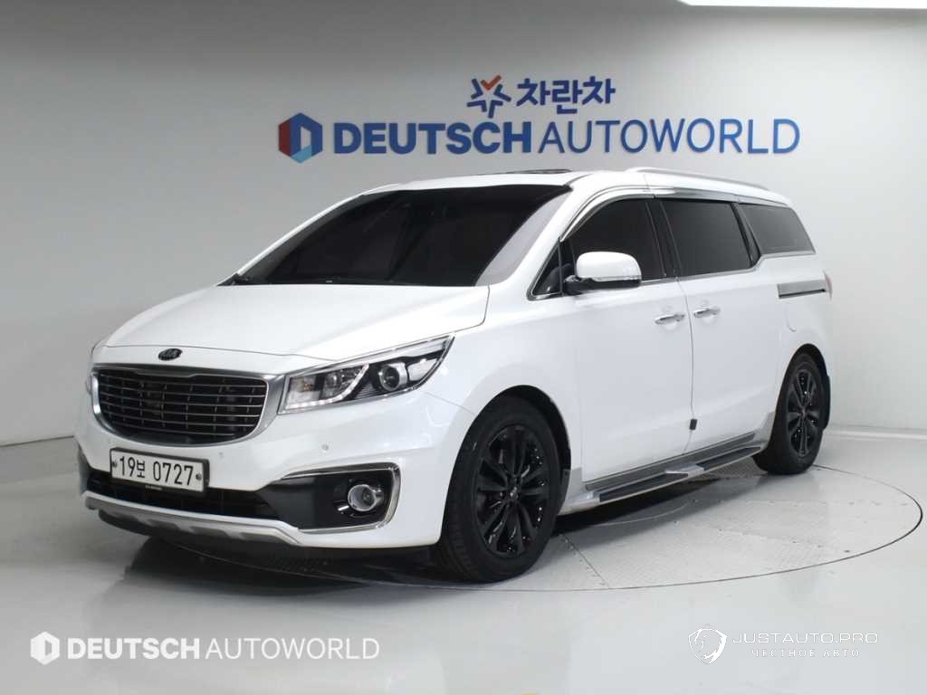 Автомобиль Kia Canival