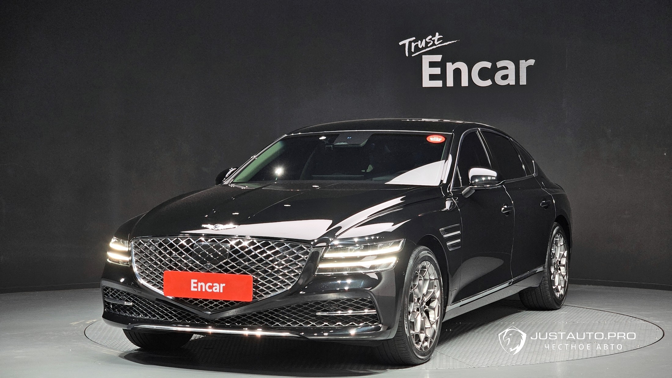 Автомобиль Genesis G80