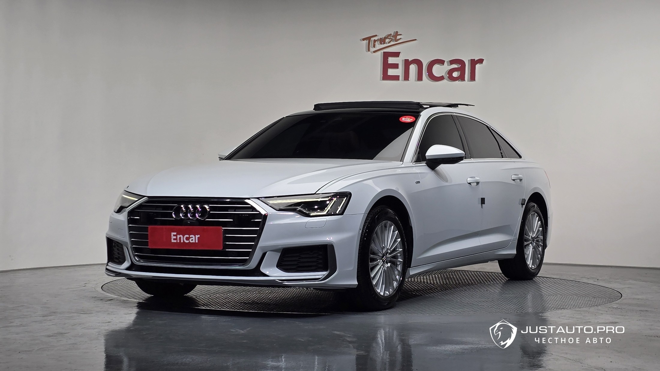 Автомобиль Audi A6