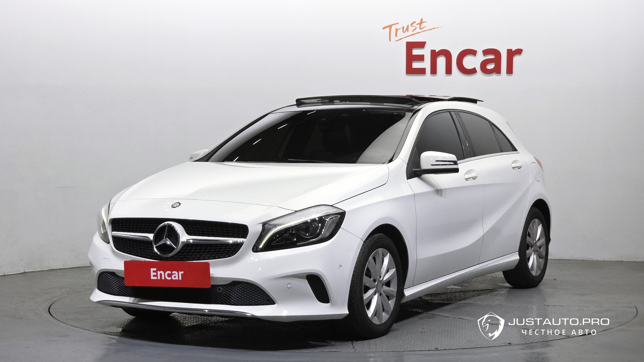 Автомобиль Mercedes-Benz A-Class