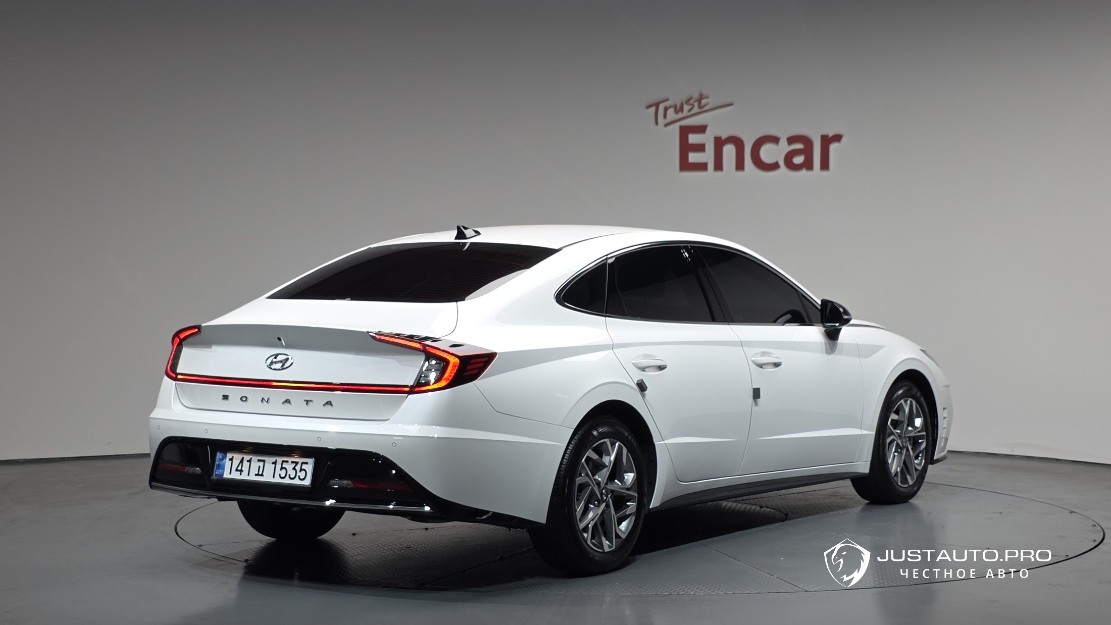 Автомобиль Hyundai Sonata