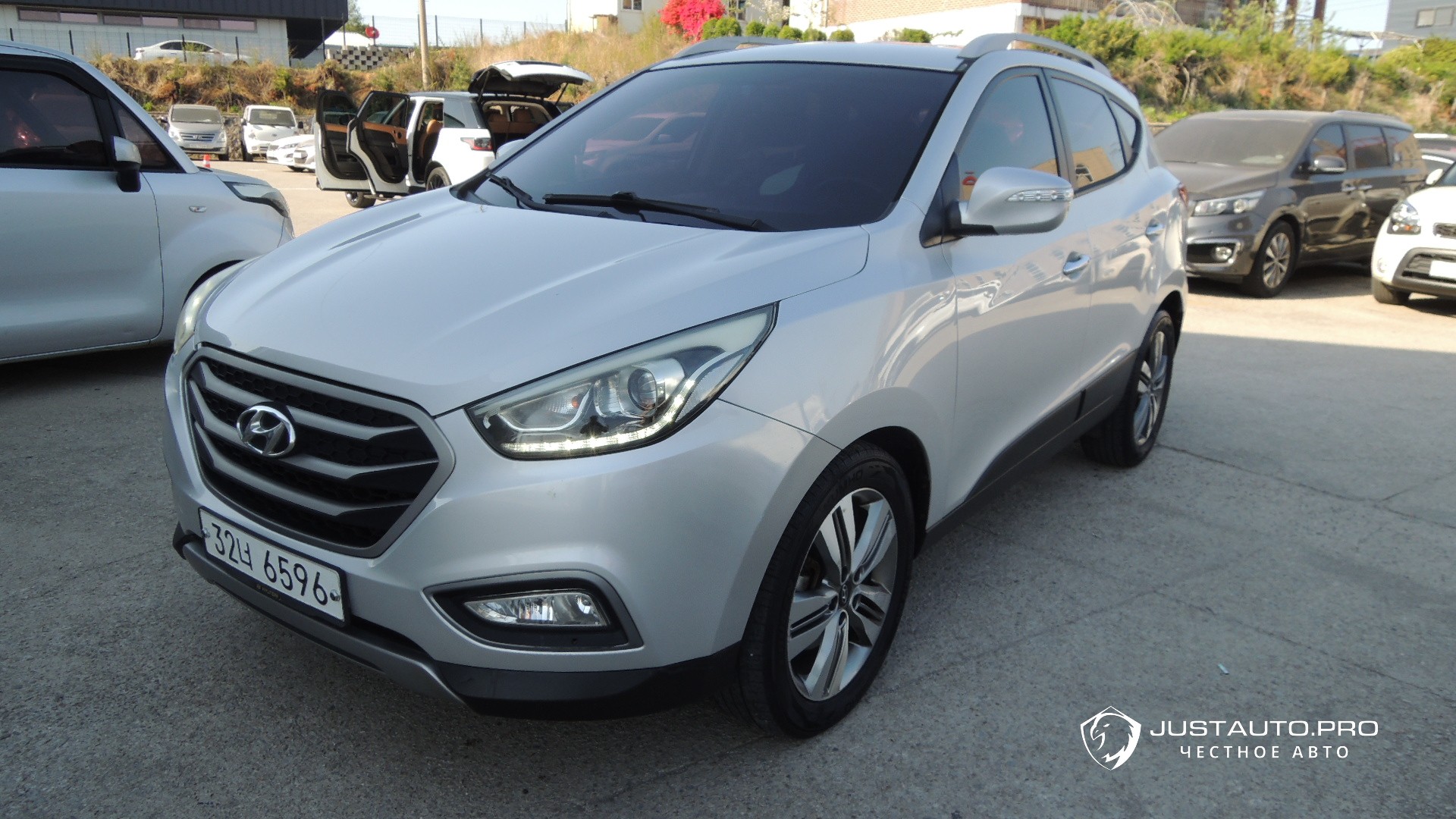 Автомобиль Hyundai Tucson