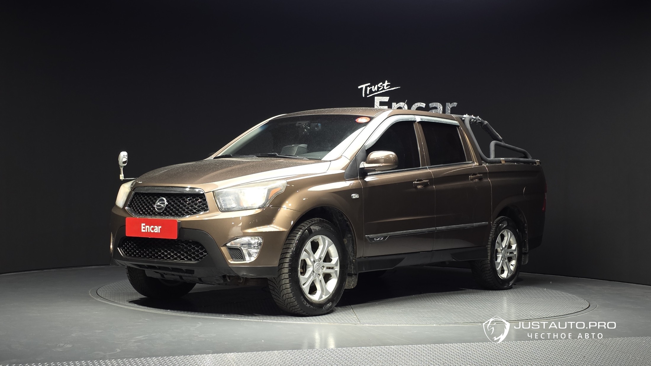 Автомобиль KG_Mobility_Ssangyong KORANDO