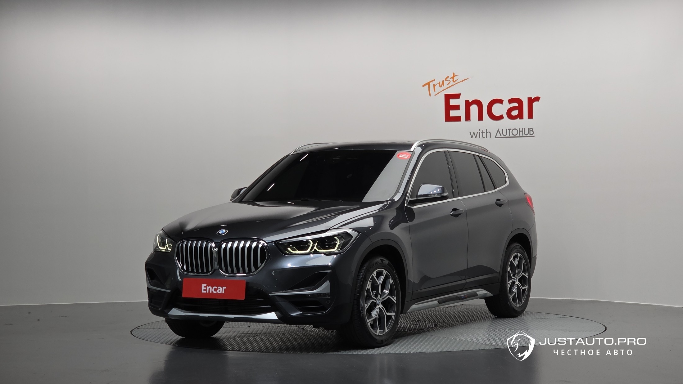 Автомобиль BMW X1