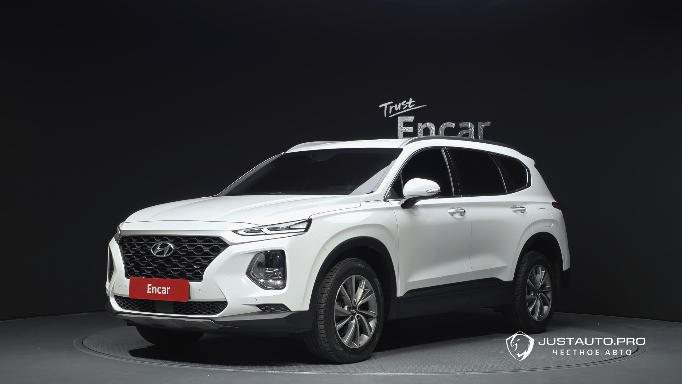 Автомобиль Hyundai Santafe