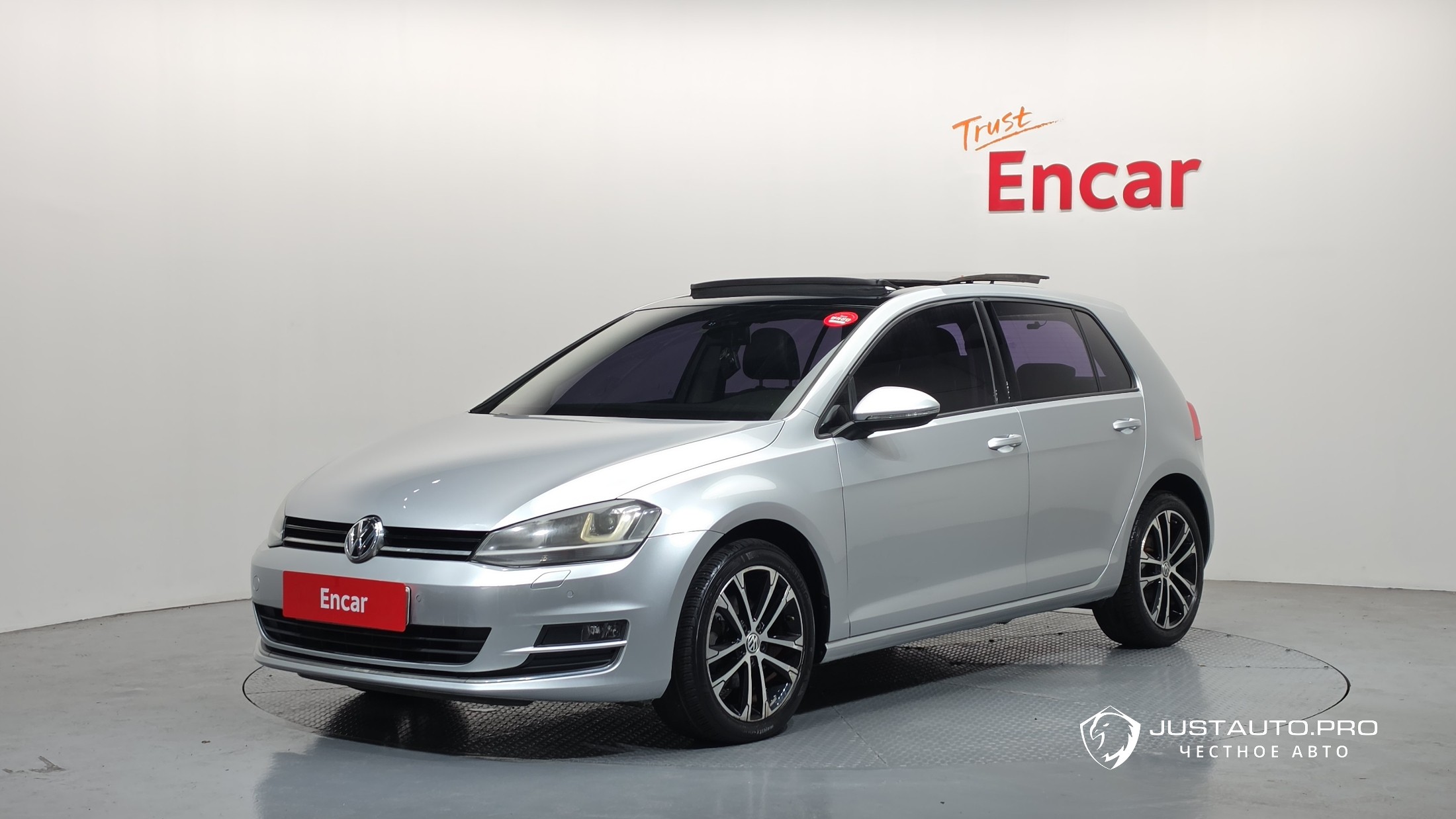 Автомобиль Volkswagen Golf