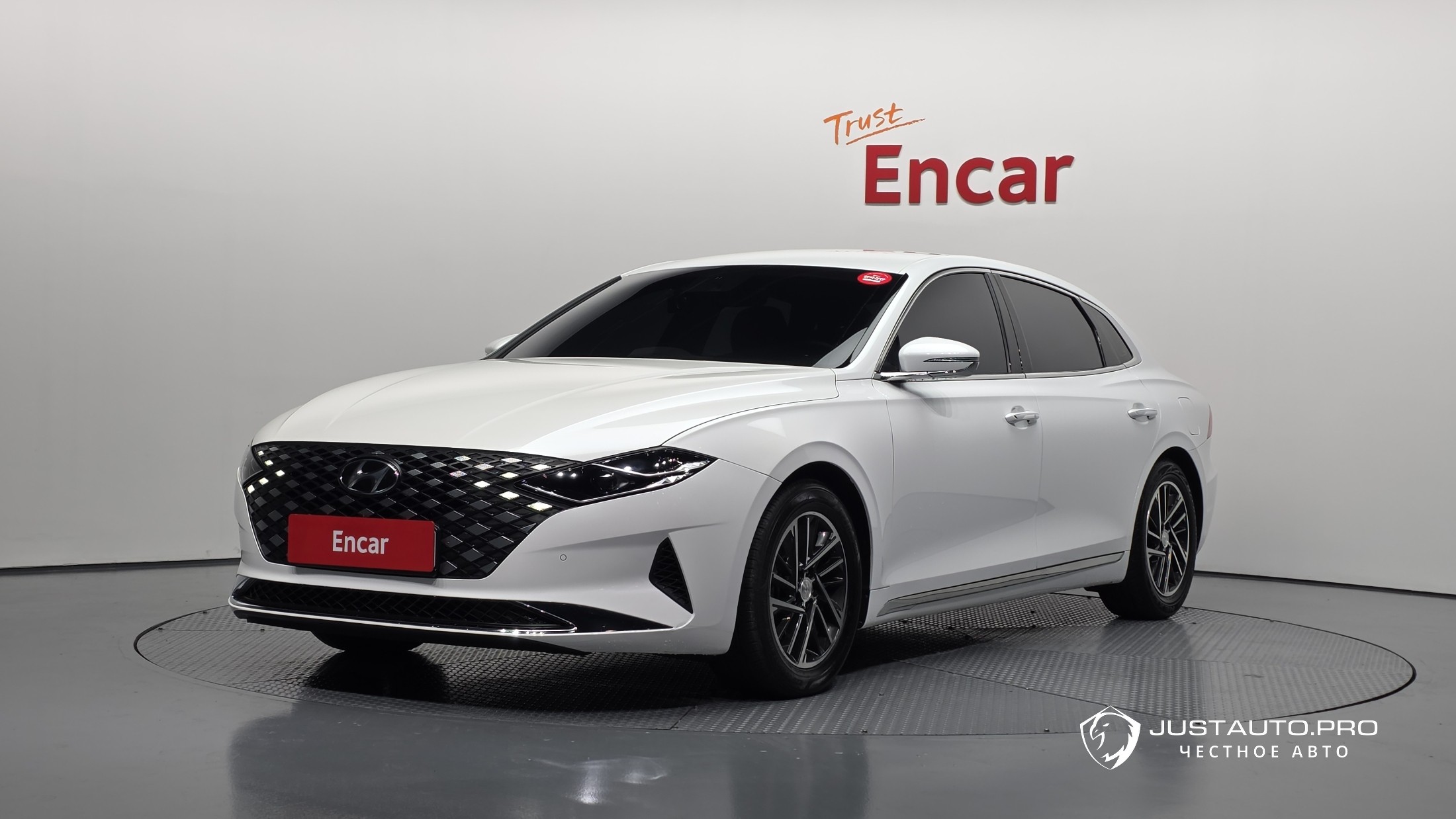 Автомобиль Hyundai Grandeur