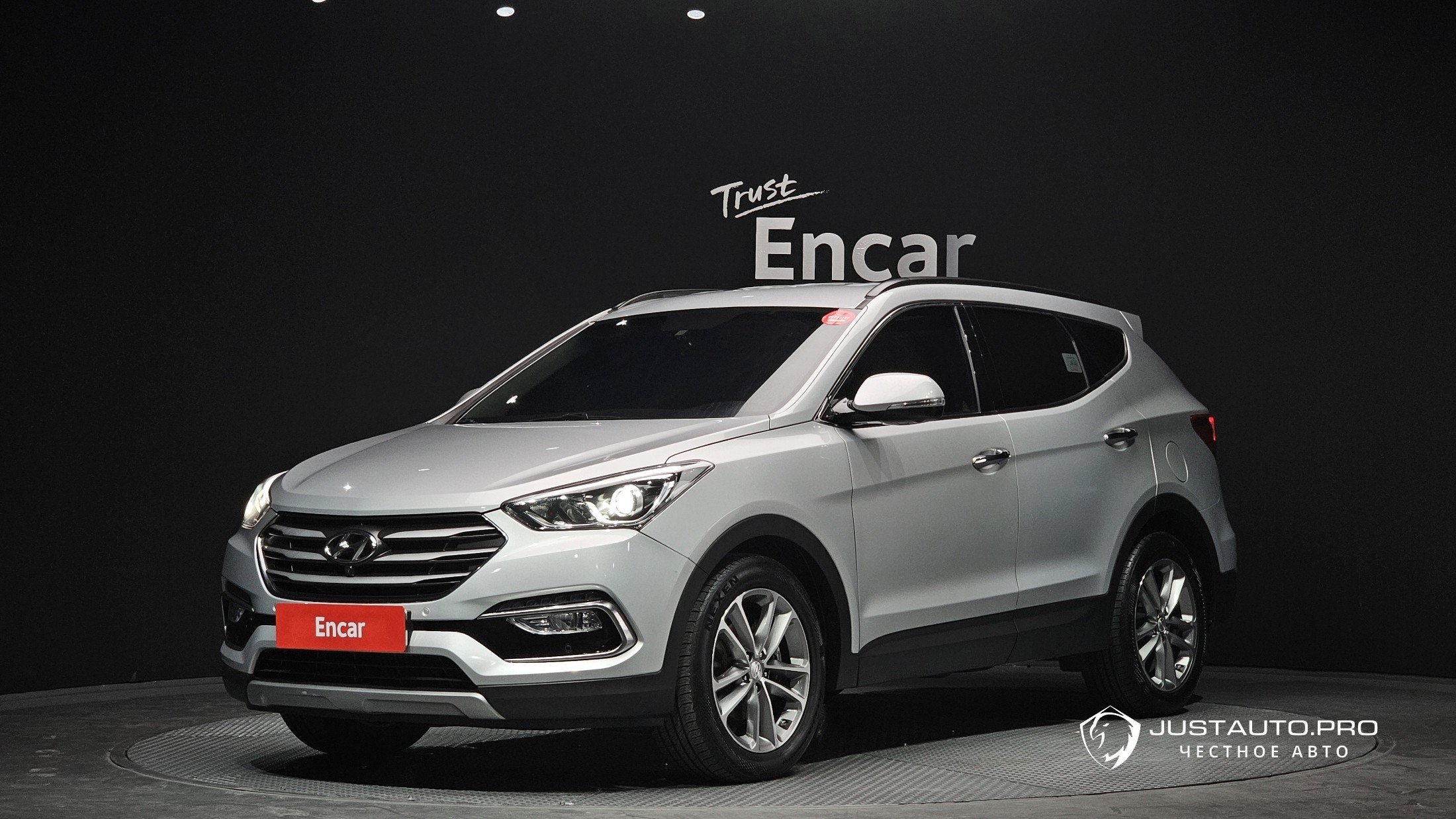 Автомобиль Hyundai Santafe
