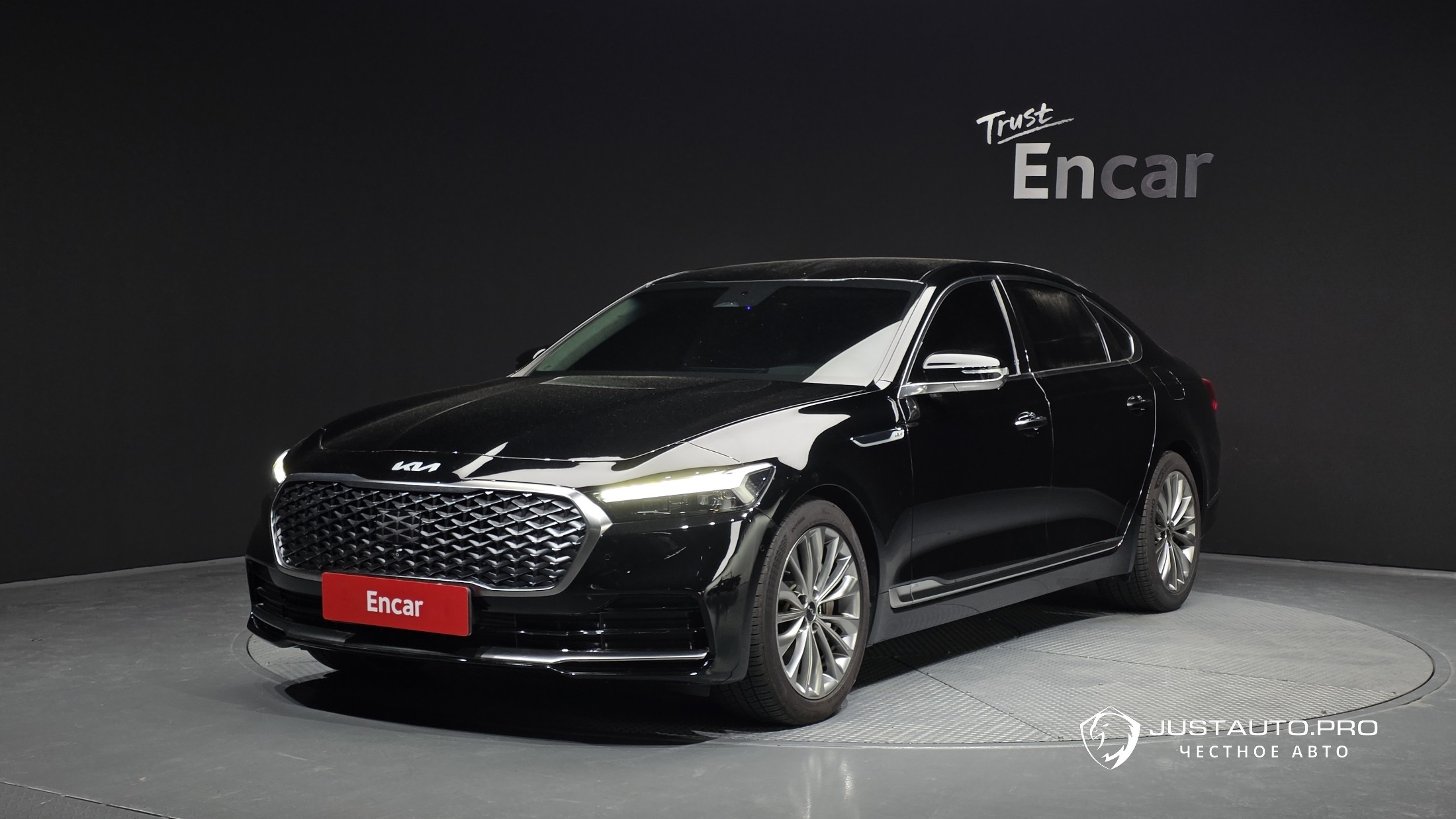 Автомобиль Kia K9