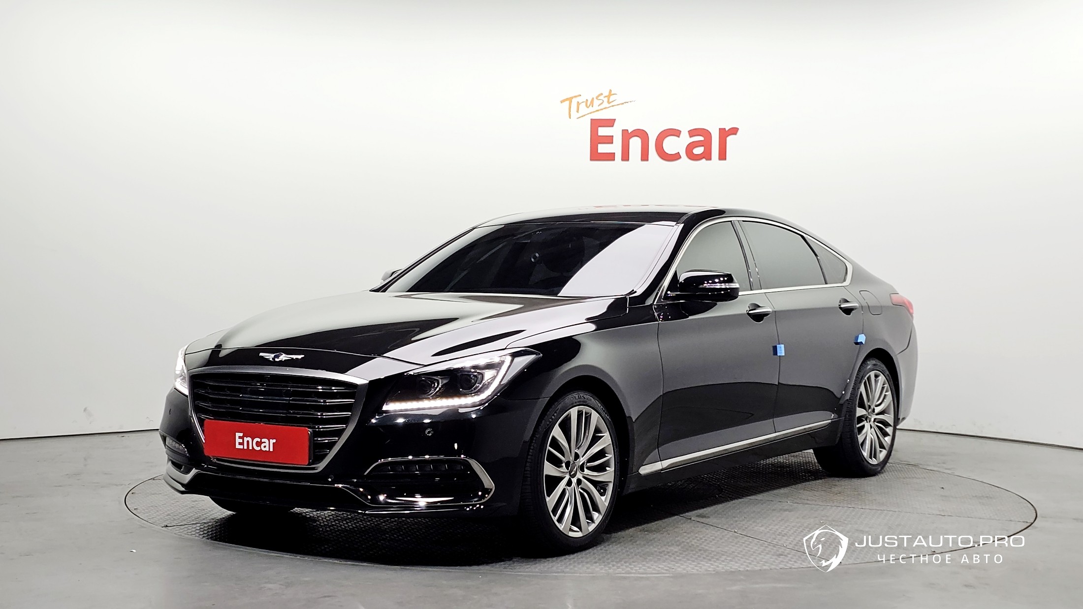 Автомобиль Genesis G80