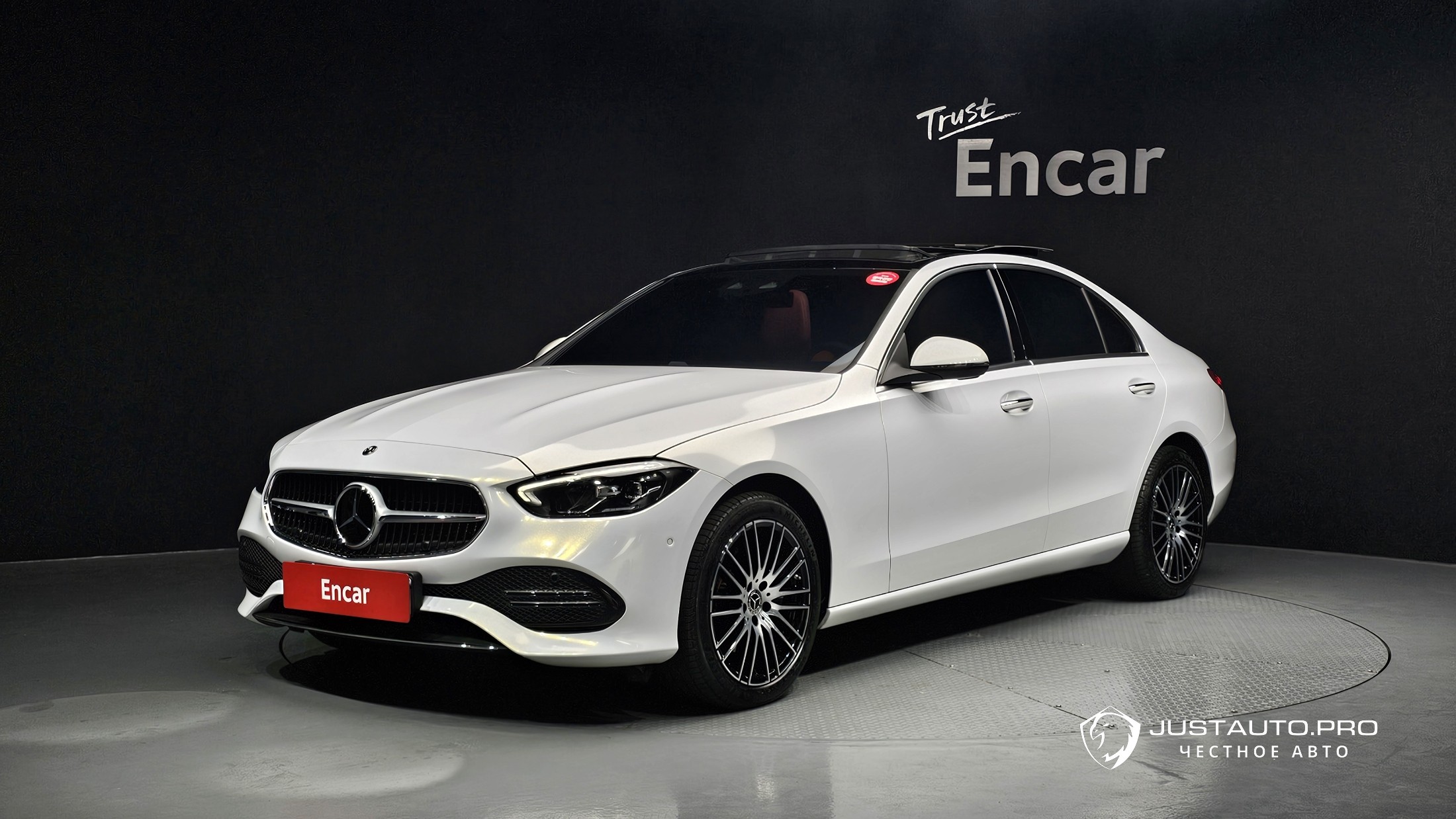 Автомобиль Mercedes-Benz C-Class
