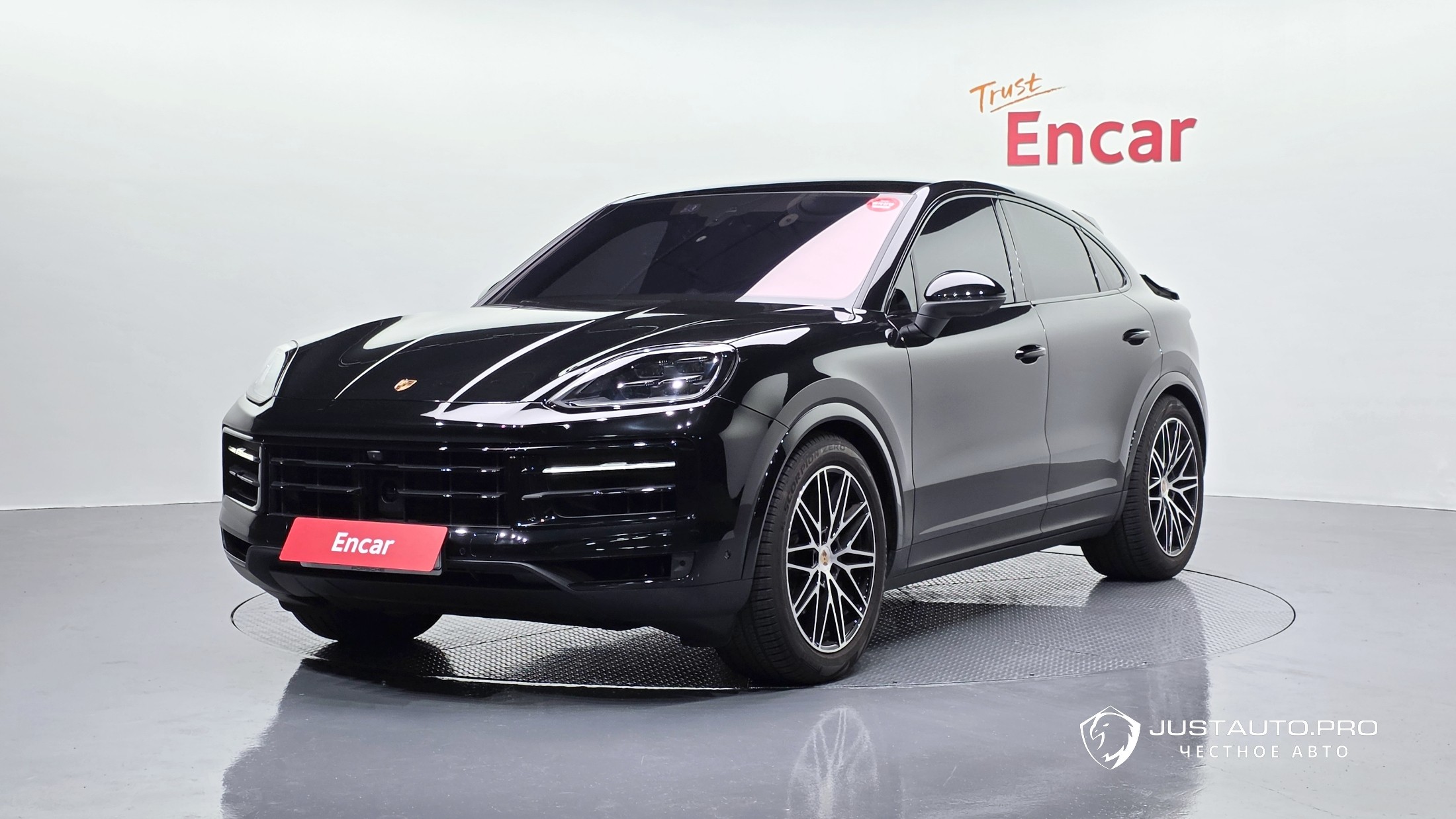Автомобиль Porsche Cayenne