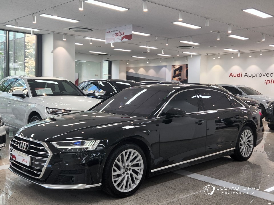Автомобиль Audi A8