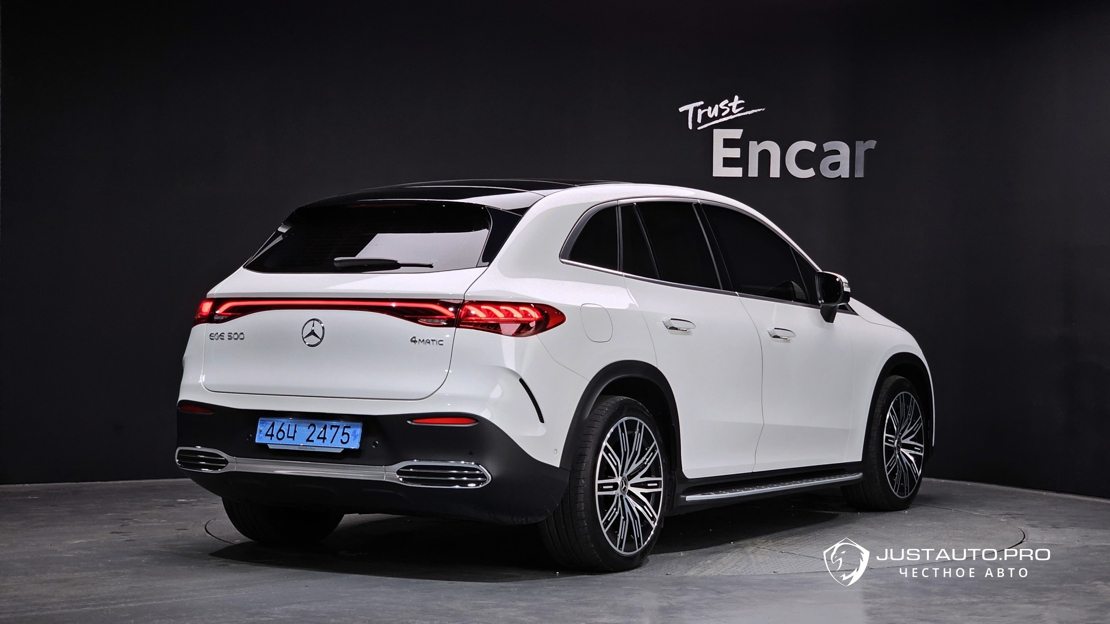 Автомобиль Mercedes-Benz EQE